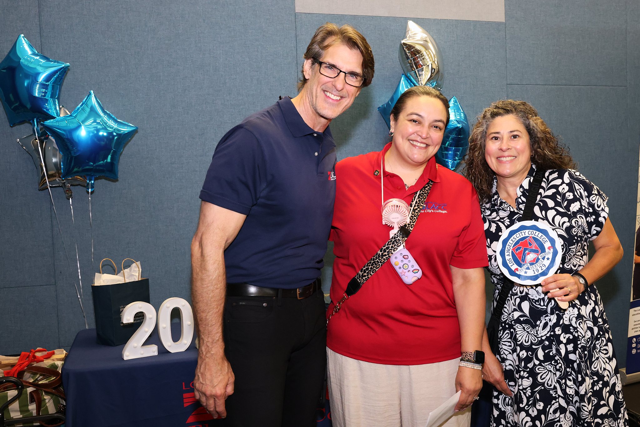 ©JUAN MENDOZA 2025-Noncredit Graduation LACC 20265573.jpg