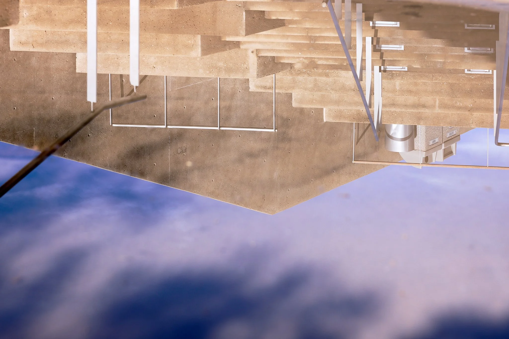 ©JUAN MENDOZA 2025-Light Reflexions3781.jpg