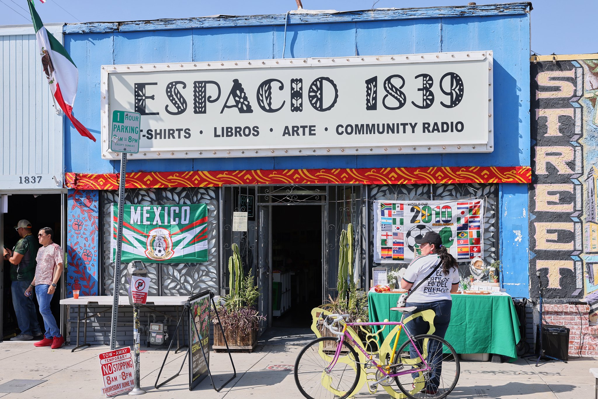 ©JUAN MENDOZA 2025-Boyle Heights Block Party5121.jpg