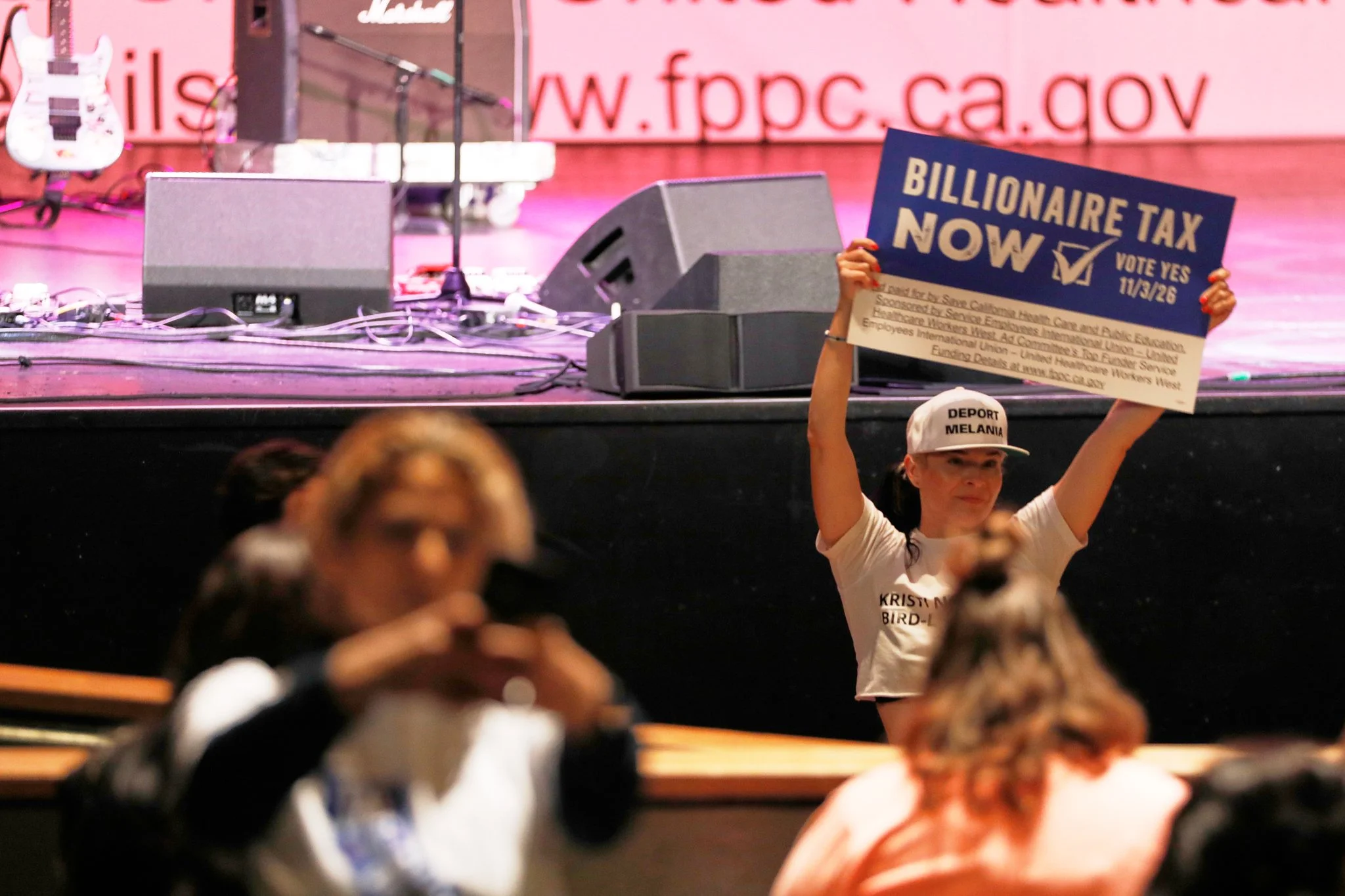 ©JUAN MENDOZA 2025-Billionaire Tax Now Event Kick off4124.jpg