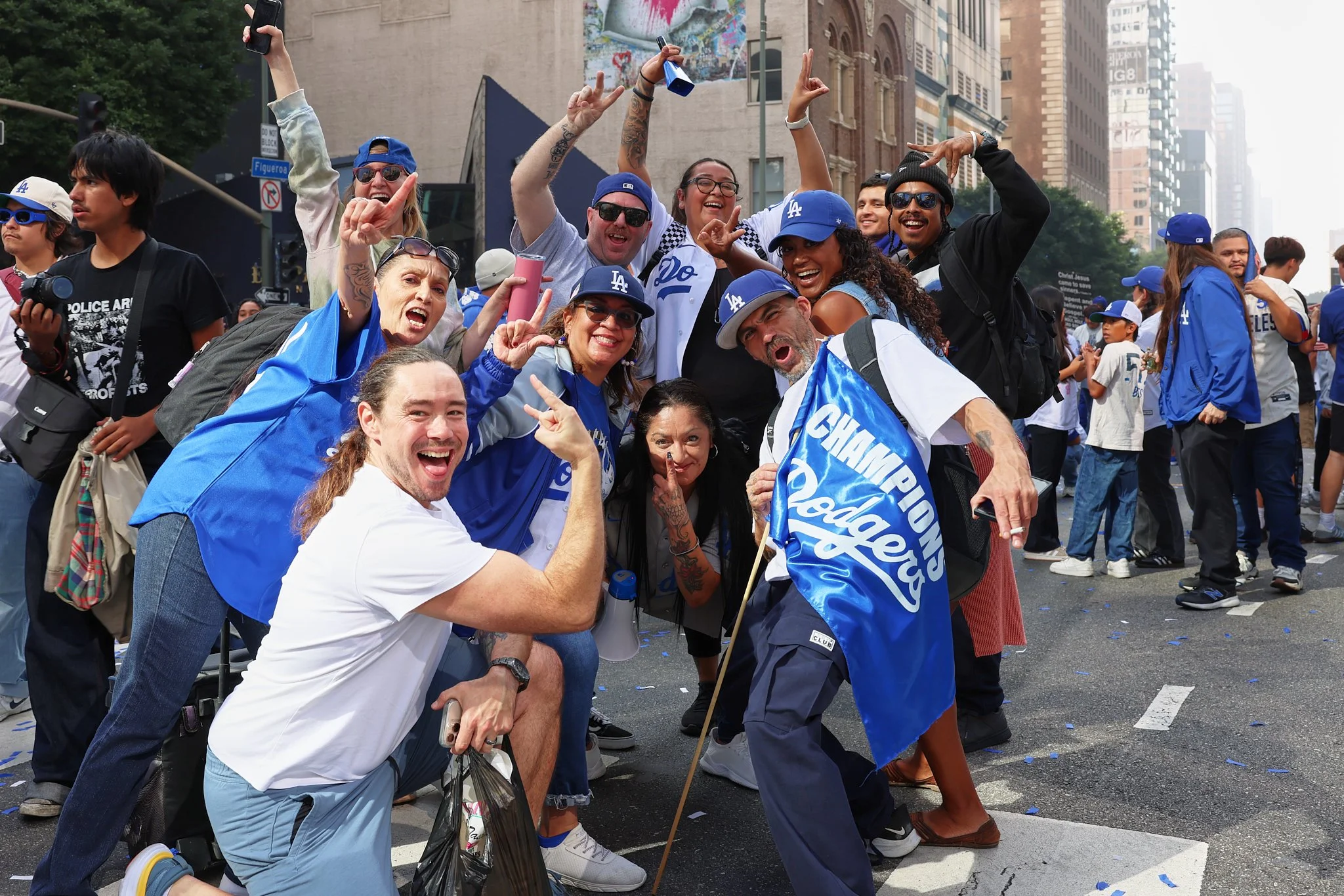©JUAN MENDOZA 2025-Dodgers Parade 20255640.jpg