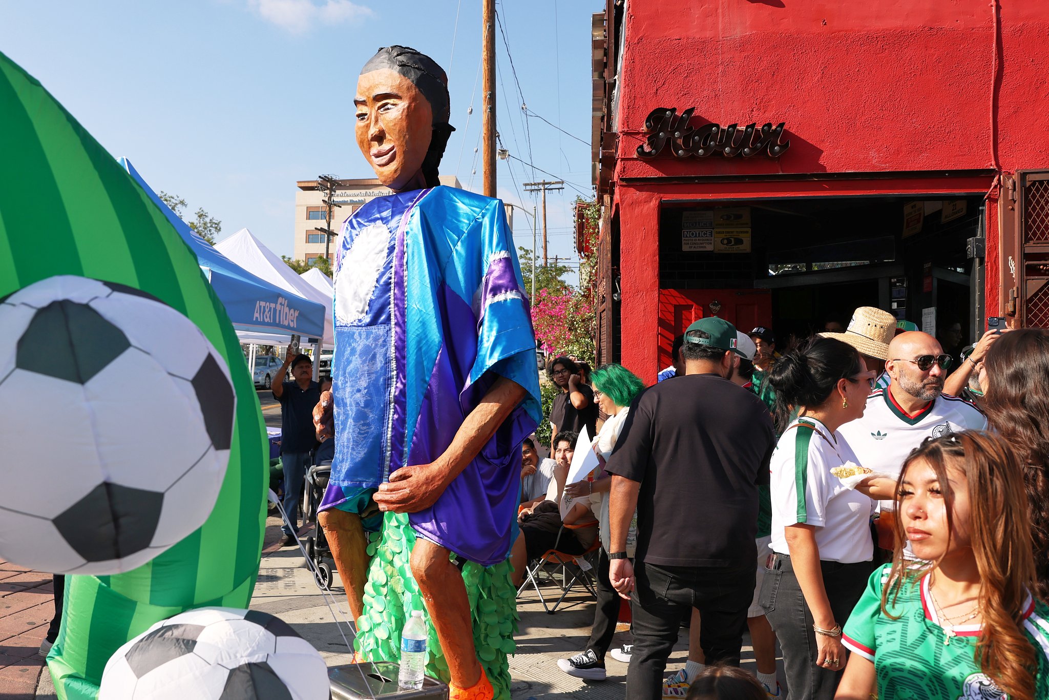 ©JUAN MENDOZA 2025-Boyle Heights Block Party5153.jpg