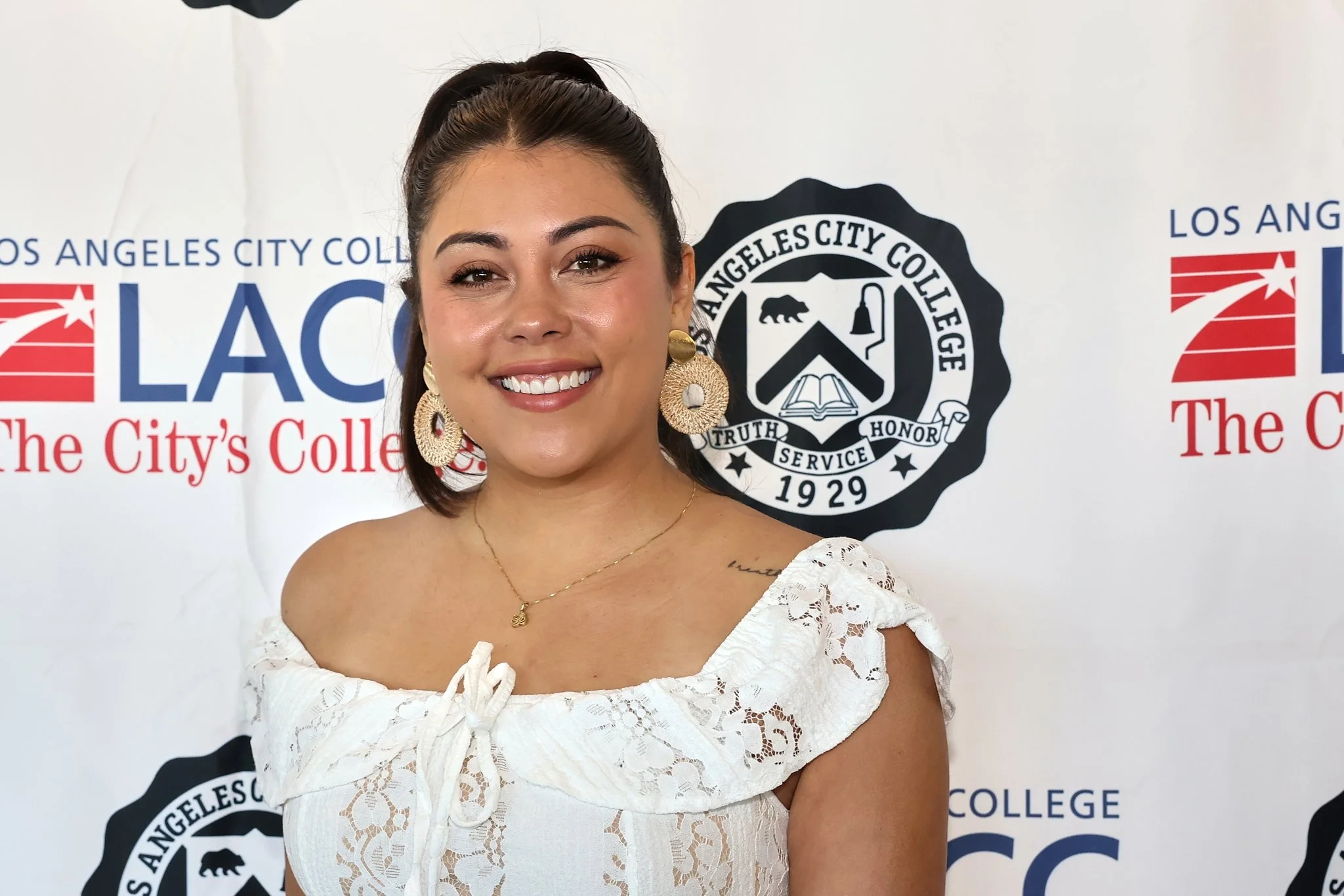 ©JUAN MENDOZA 2025-Noncredit Graduation LACC 20265576.jpg