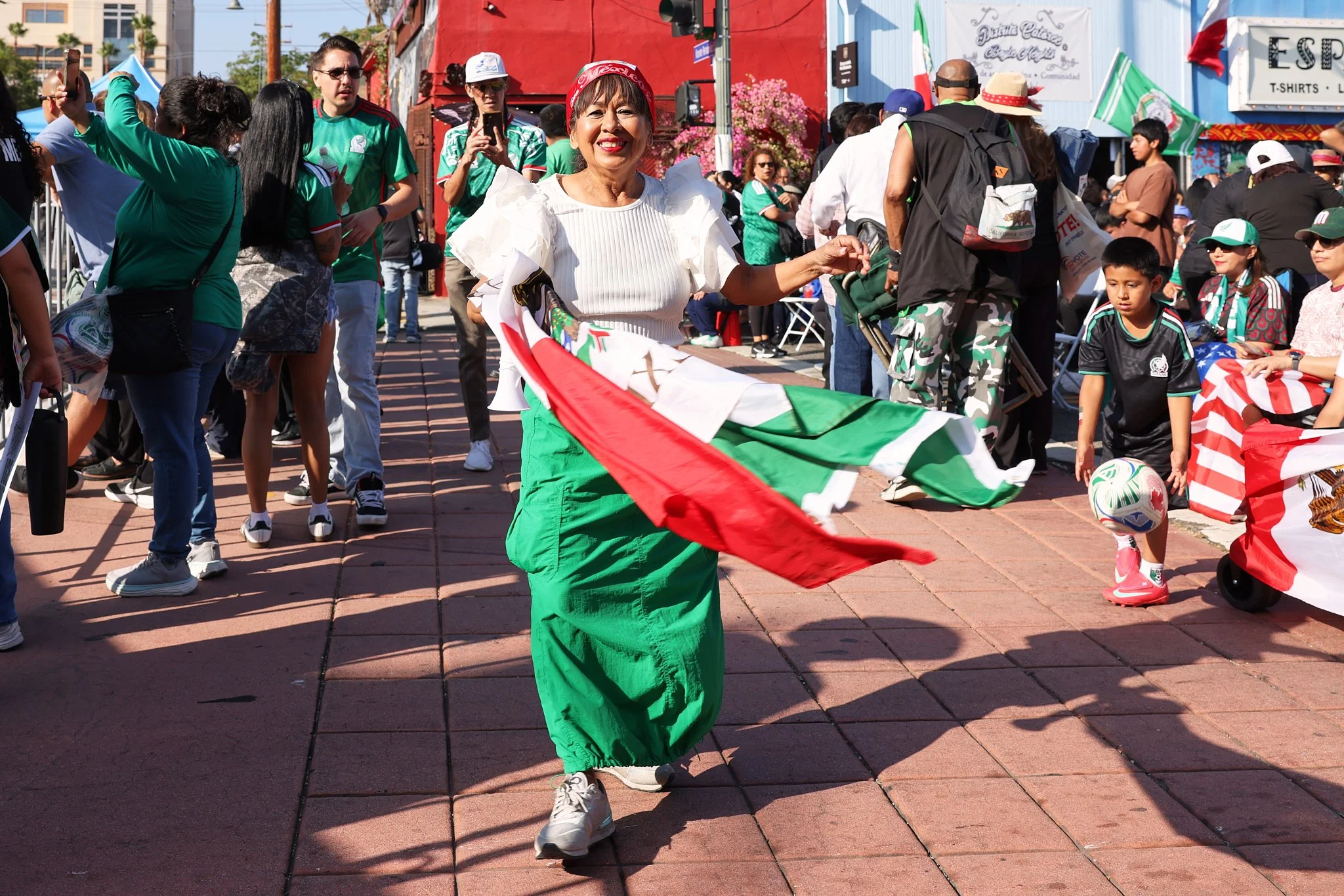 ©JUAN MENDOZA 2025-Boyle Heights Block Party5151.jpg