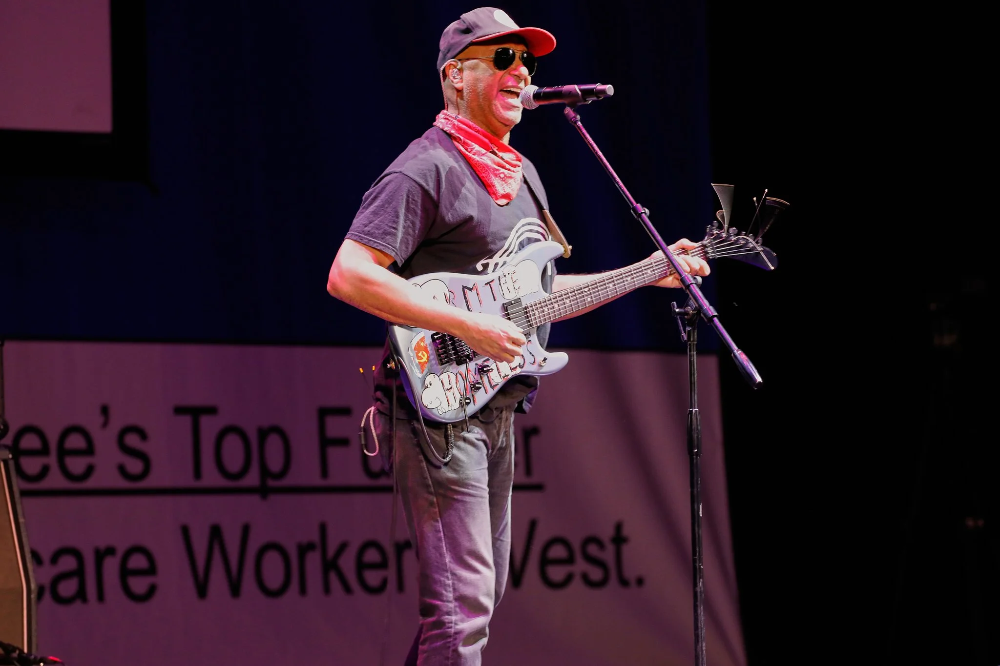 ©JUAN MENDOZA 2025-Billionaire Tax Now Event Kick off4128.jpg