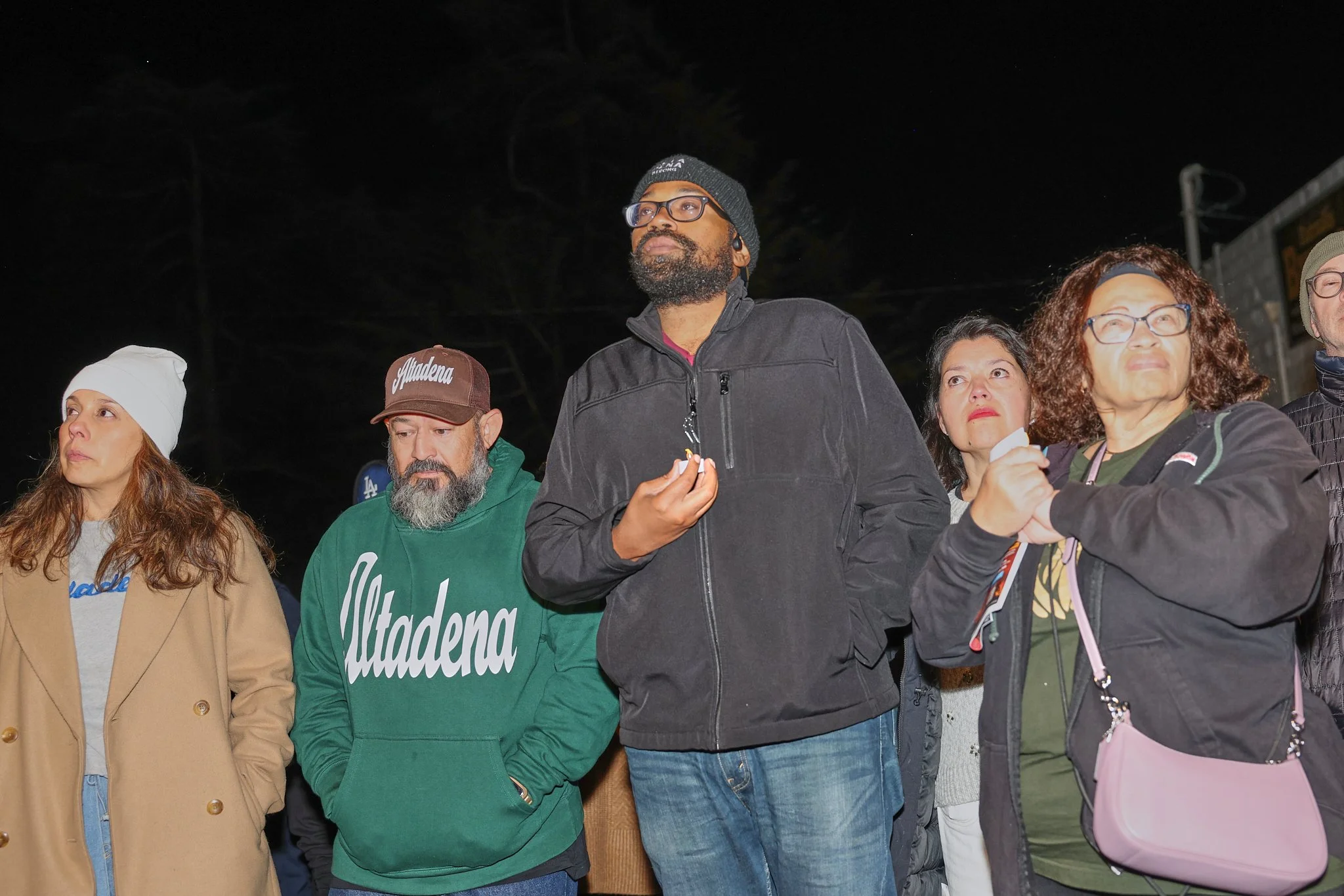 ©JUAN MENDOZA 2025-Candlelight Altadena3757.jpg