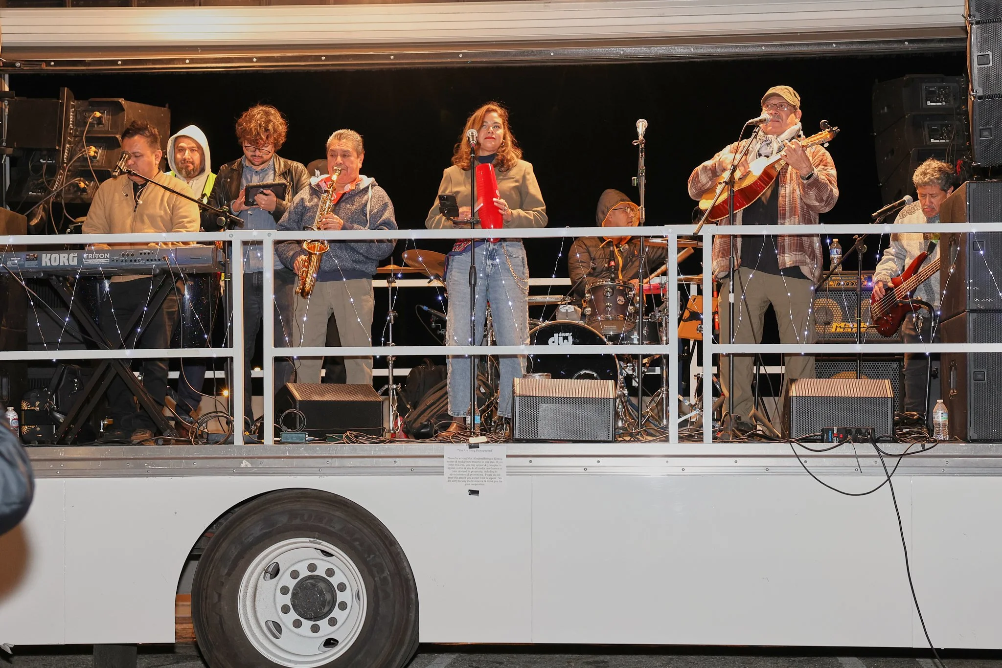 ©JUAN MENDOZA 2025-Candlelight Altadena3739.jpg