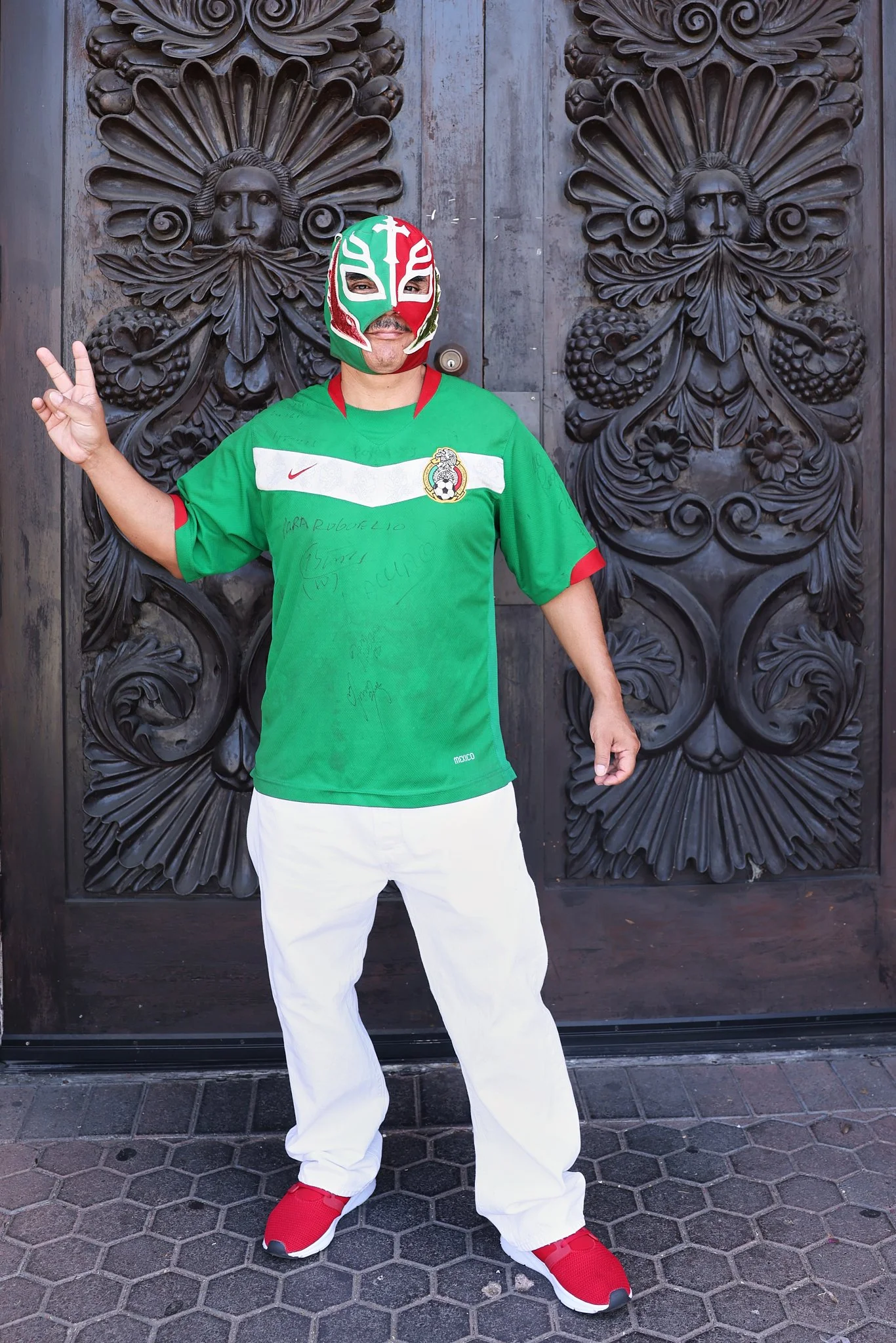 ©JUAN MENDOZA 2025-Boyle Heights Block Party5108.jpg