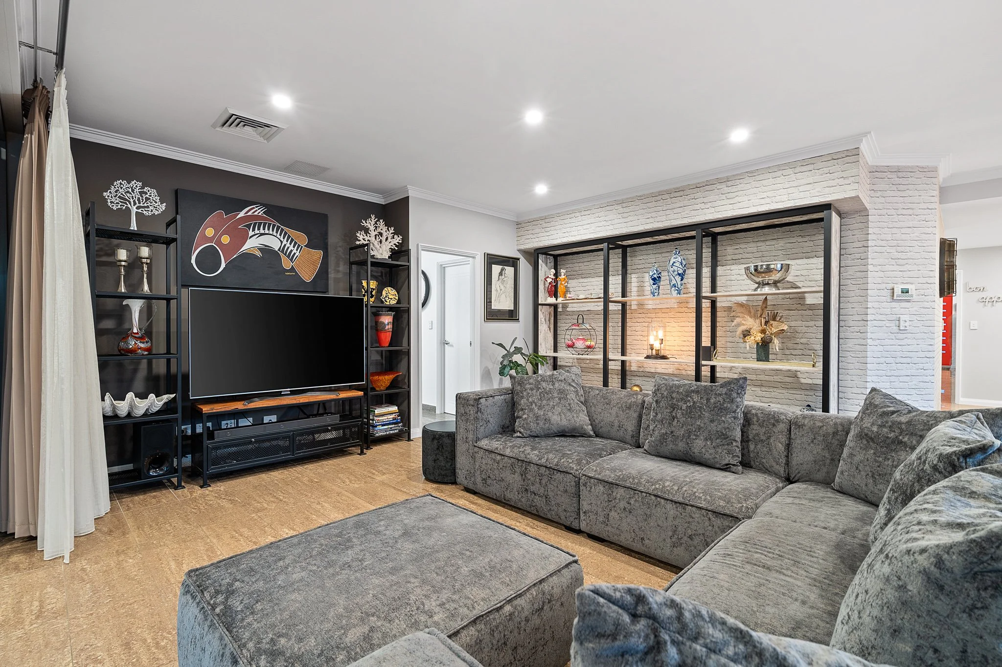 Realestate Edited217.jpg