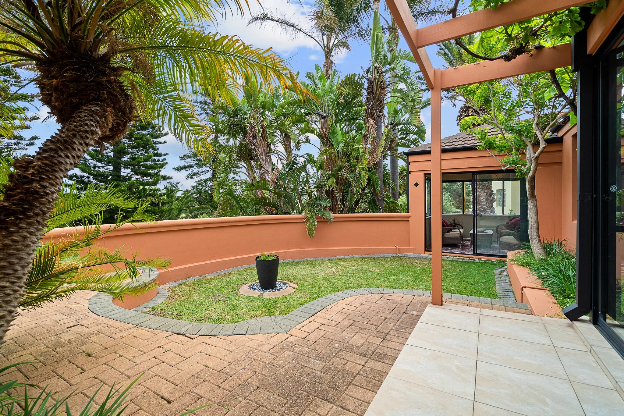 Realestate Edited103.jpg