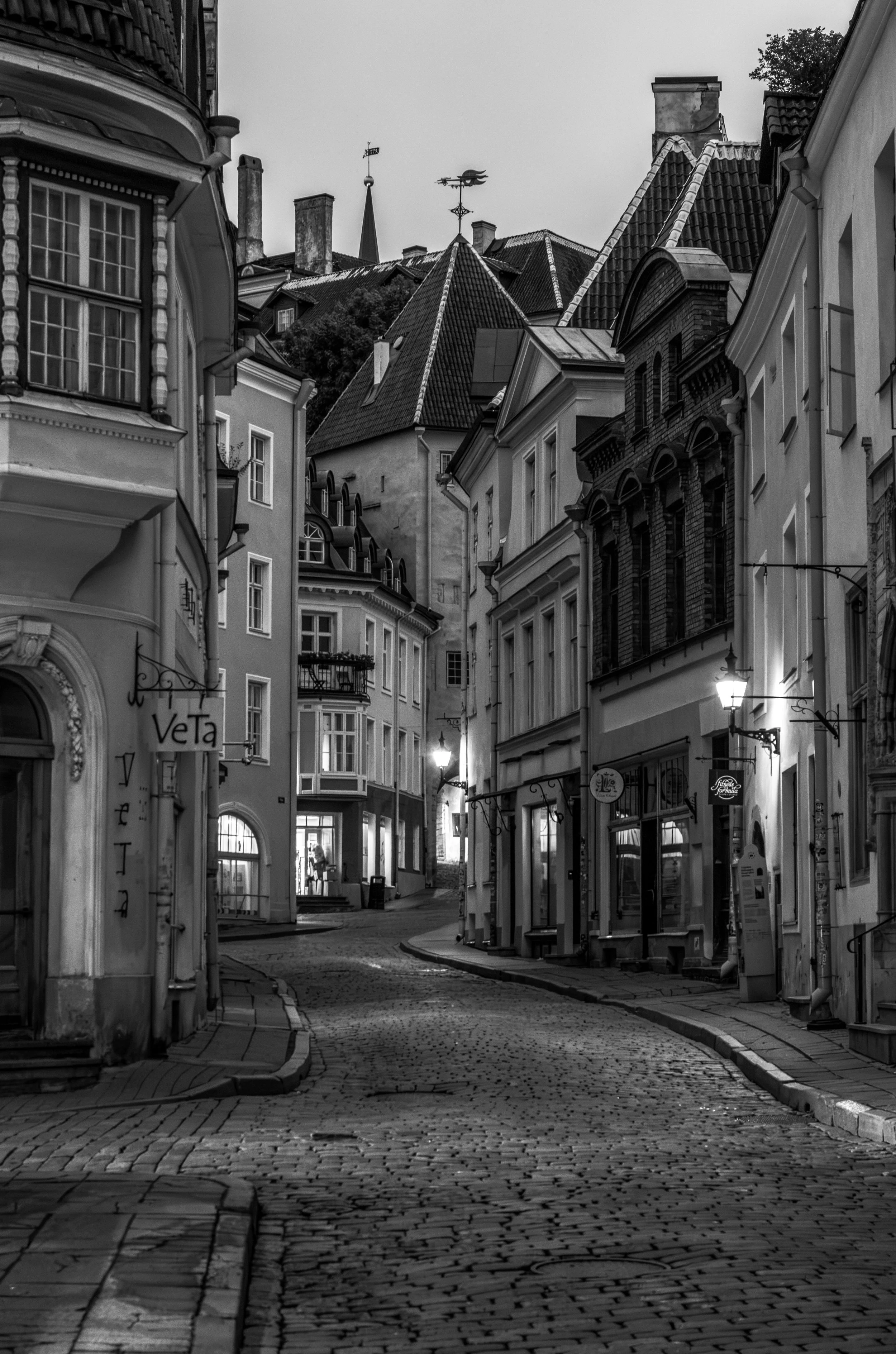 IMG_0189bnw.jpg