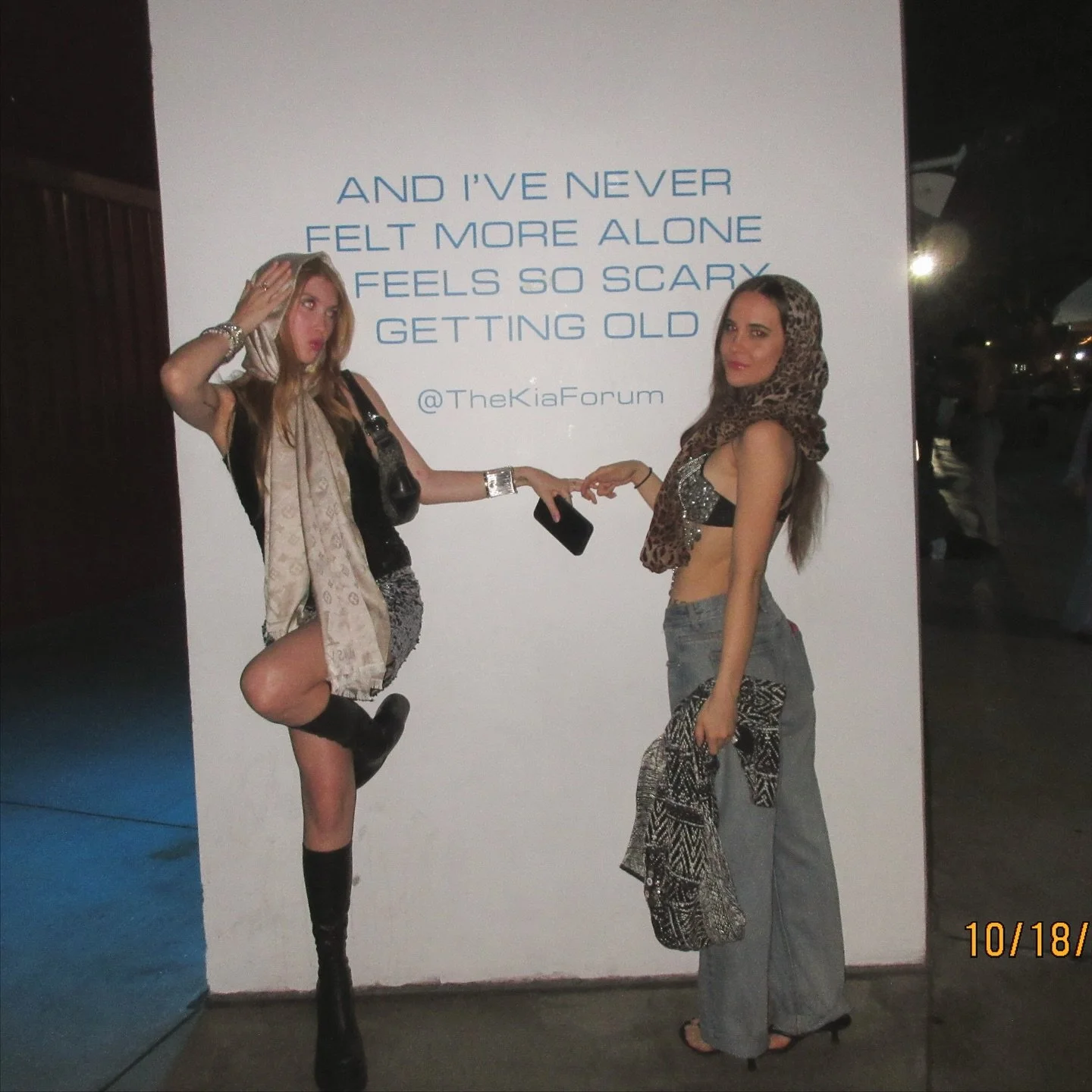 name a better duo then @lorde and @charli_xcx 
(and close second @siighnicole and me💋)
I’ll wait 💅🏻🤪
#lordeultrasoundtour #ultrasoundtour #girlsoconfusing #charlixcxlorde #bratautumn
Lorde tour, ultrasound tour, brat autumn