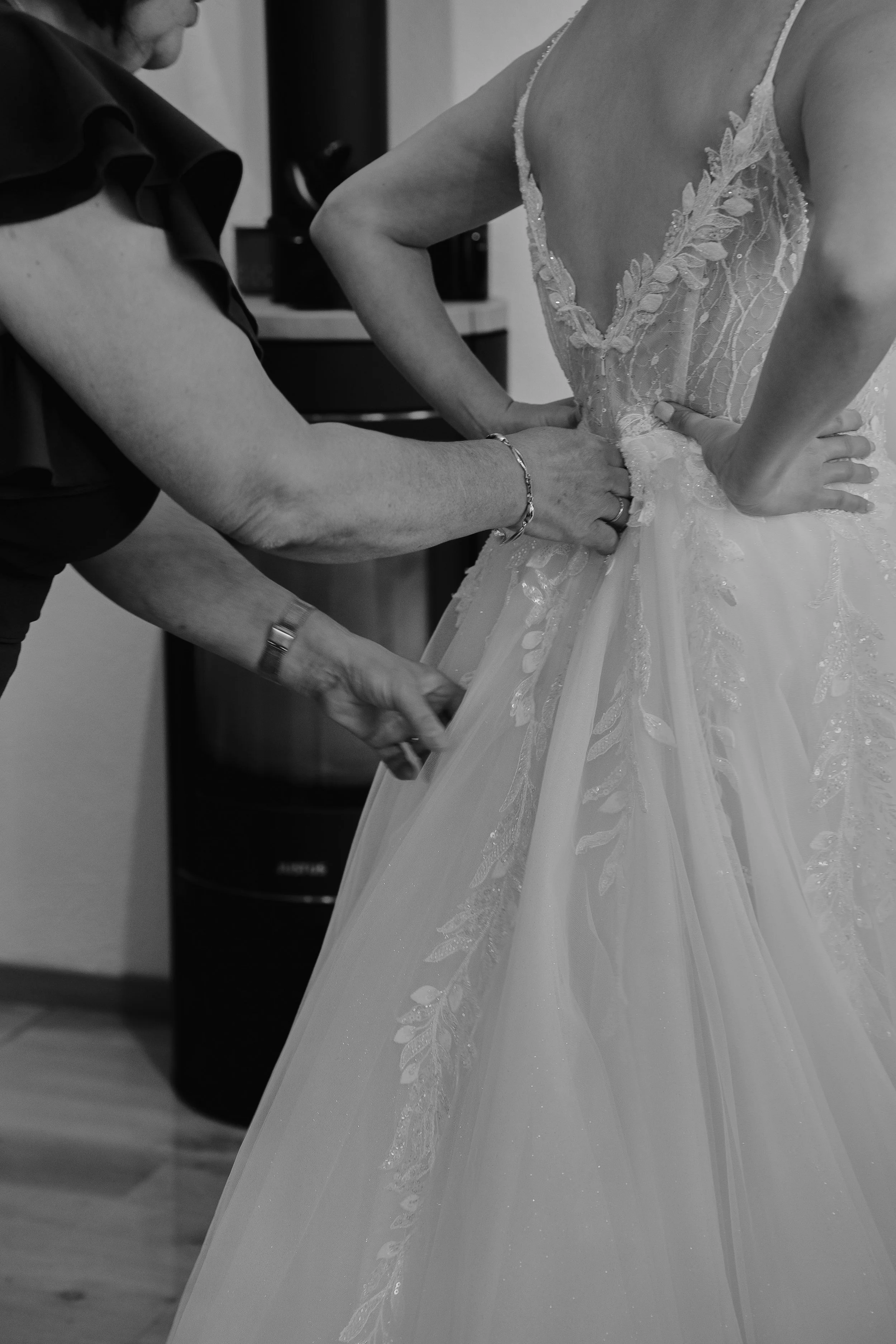 TeGaFOTO_GettingReady_GabiundBen (20) 1.jpg