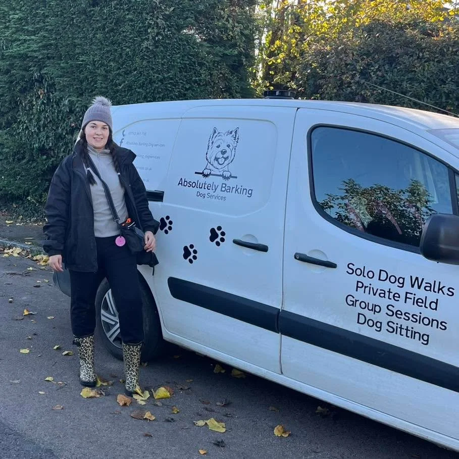 Welcome Jade to the pack!🐾

Jade has joined the Absolutely Barking family to look after adventure and solo walking🦮

Jade volunteers weekly at Stokenchurch Dog Rescue Centre and also has a certification in dog walking👩🏻&zwj;🎓

Along with Jade we