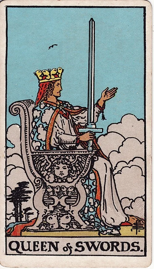 The Queen of Swords: Modern RWS Tarot Card Meanings