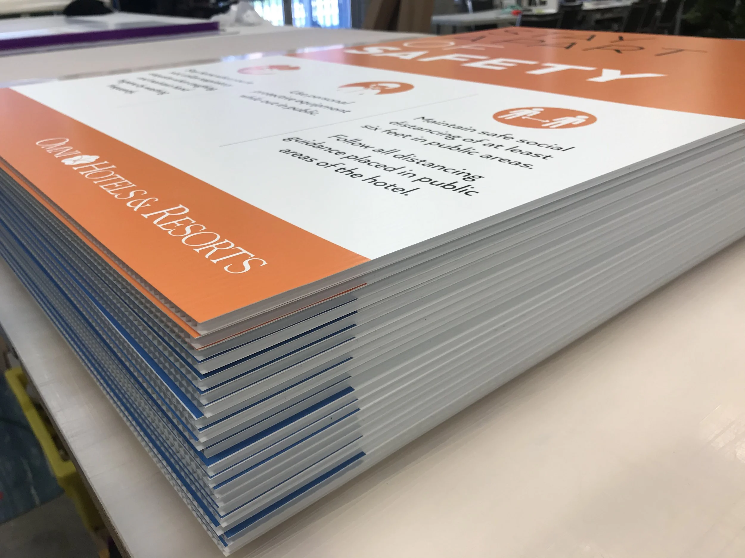 Blue abstract background with curved lines and gradient shades of blue.