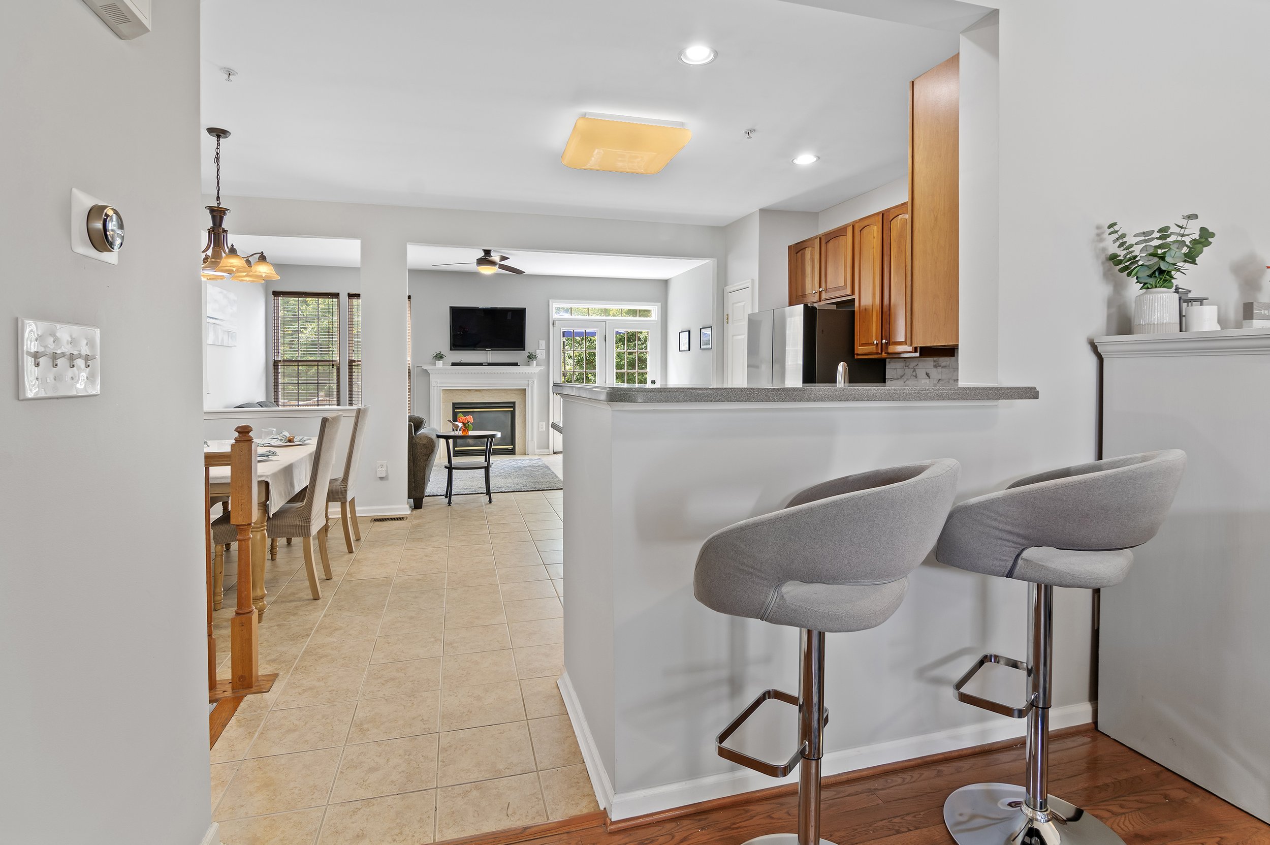 Who Helps Buyers Purchase a Home in Severna Park, MD