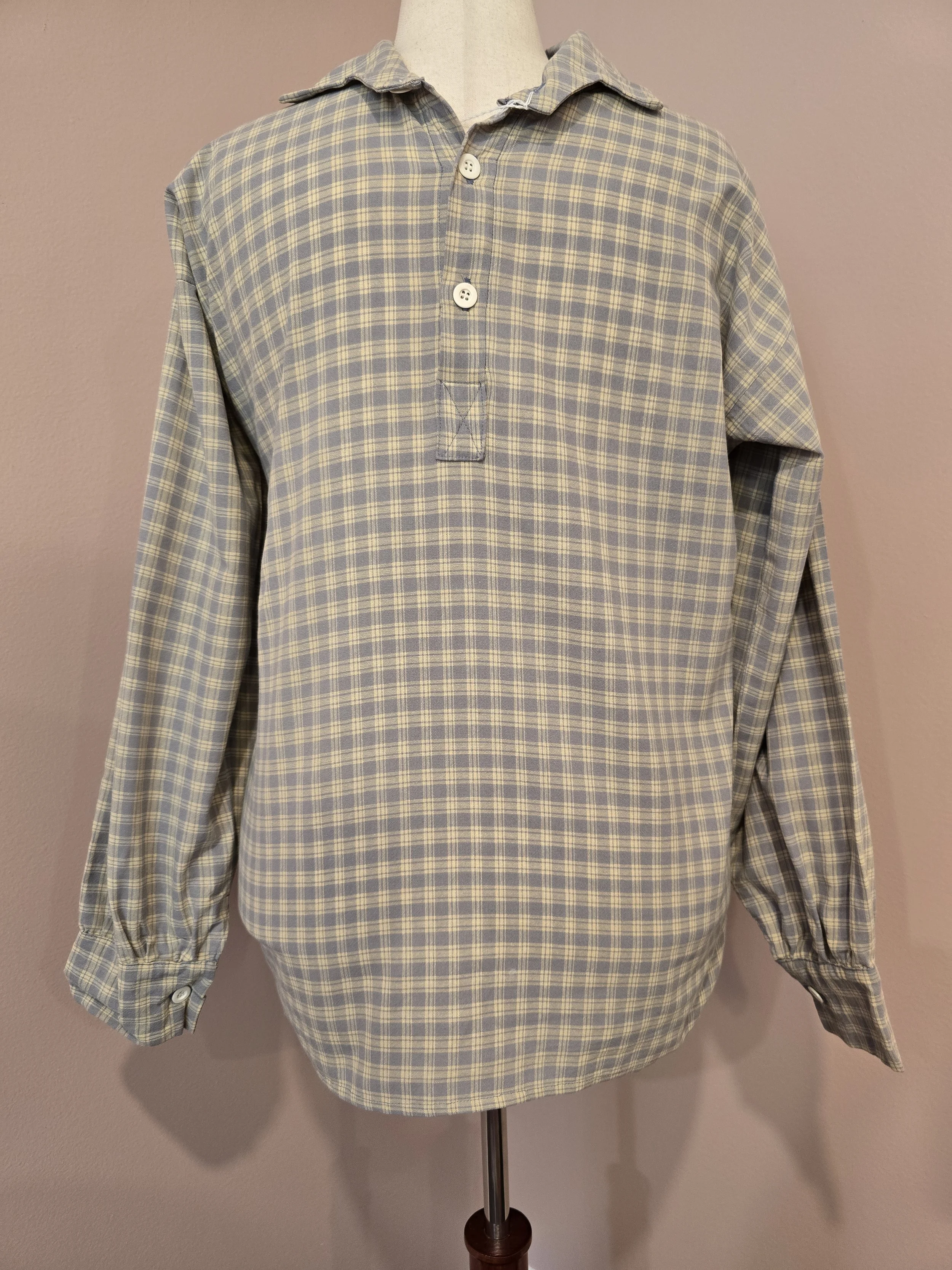 Men's 3 Button Cotton Homespun Shirt-Small