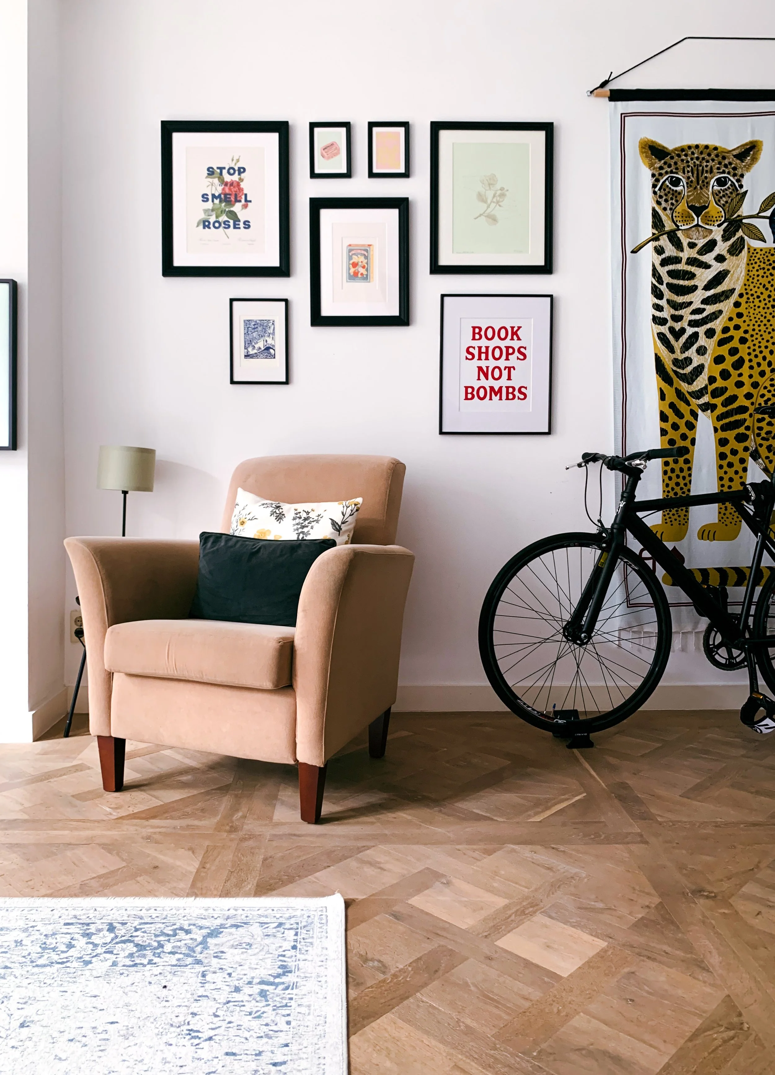 Gallery wall 2.JPG