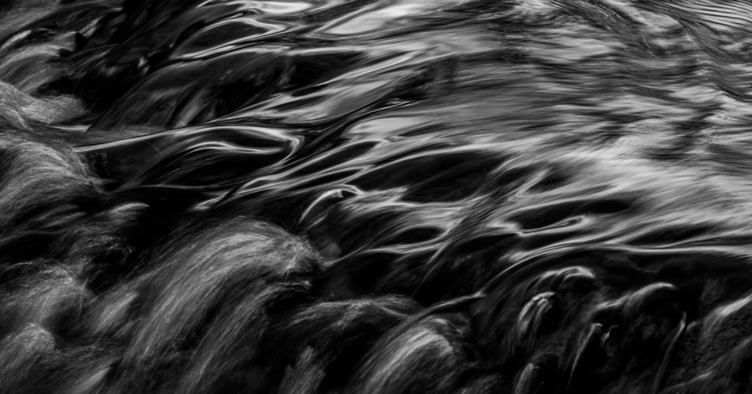 MOUVEMENT EAU FANTOME NET.jpg