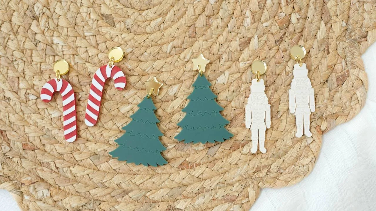 Holiday Cheer Earrings