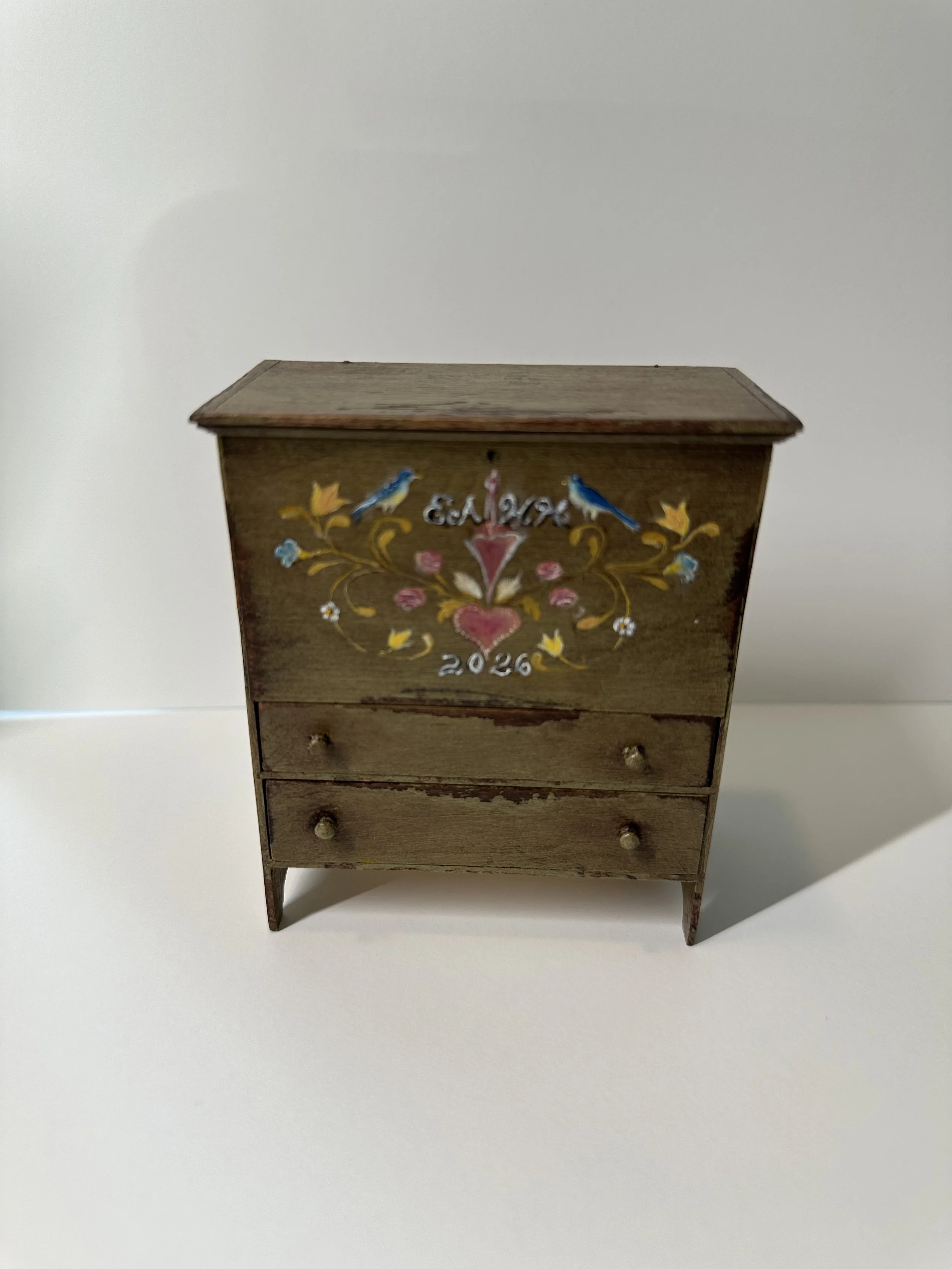 Folk Art/Country Painting a Mules Chest with Mary Grady O'Brien