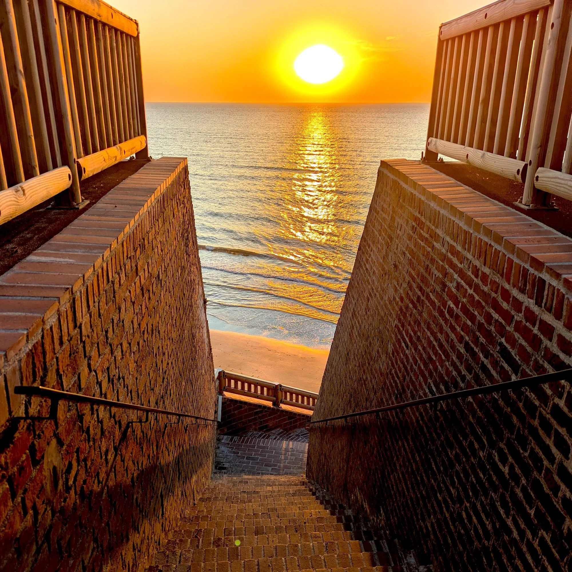ESCALIER VILLERVILLE MER SOLEIL GP .jpg