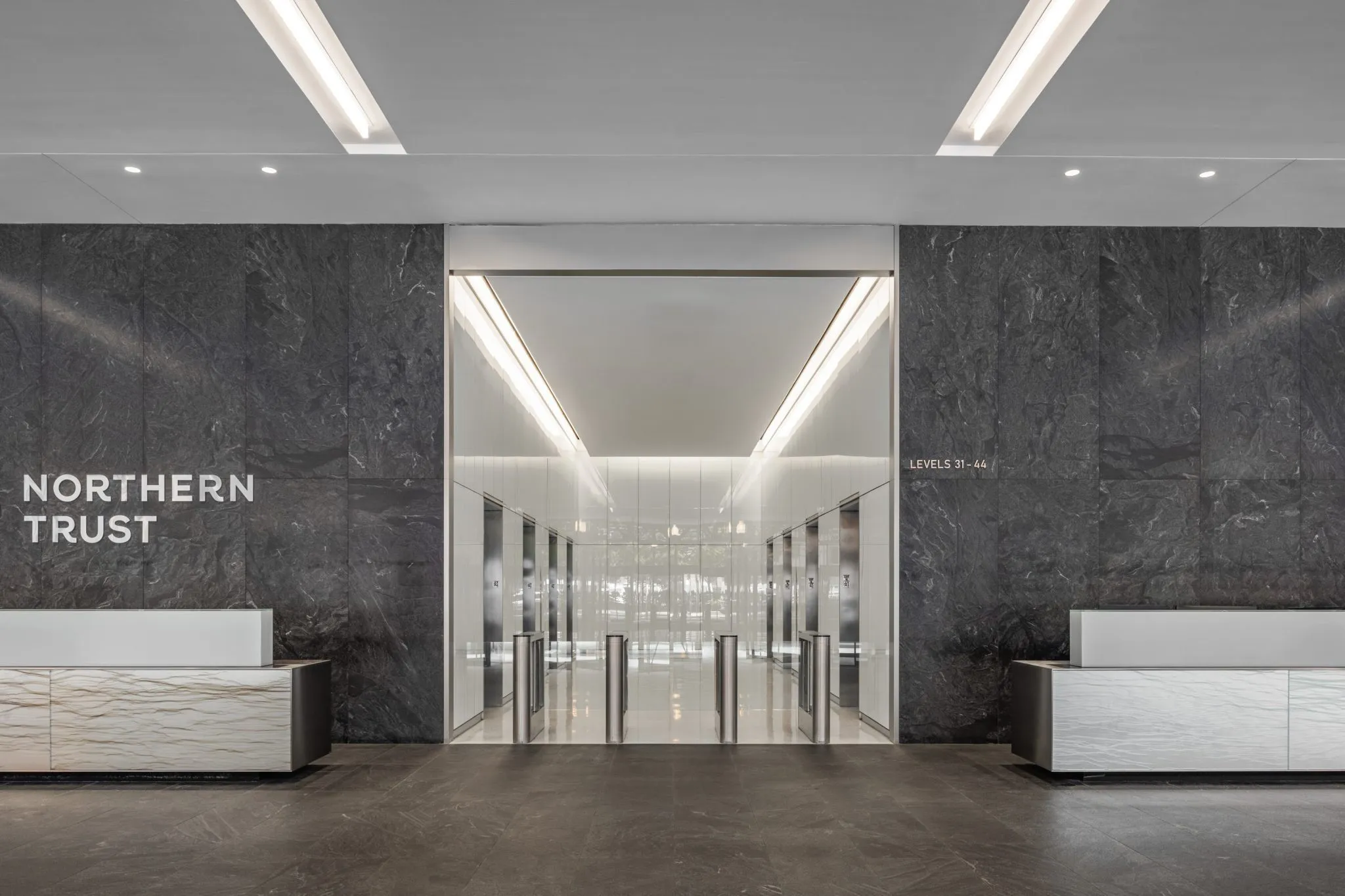 333 S Wabash w/HOK