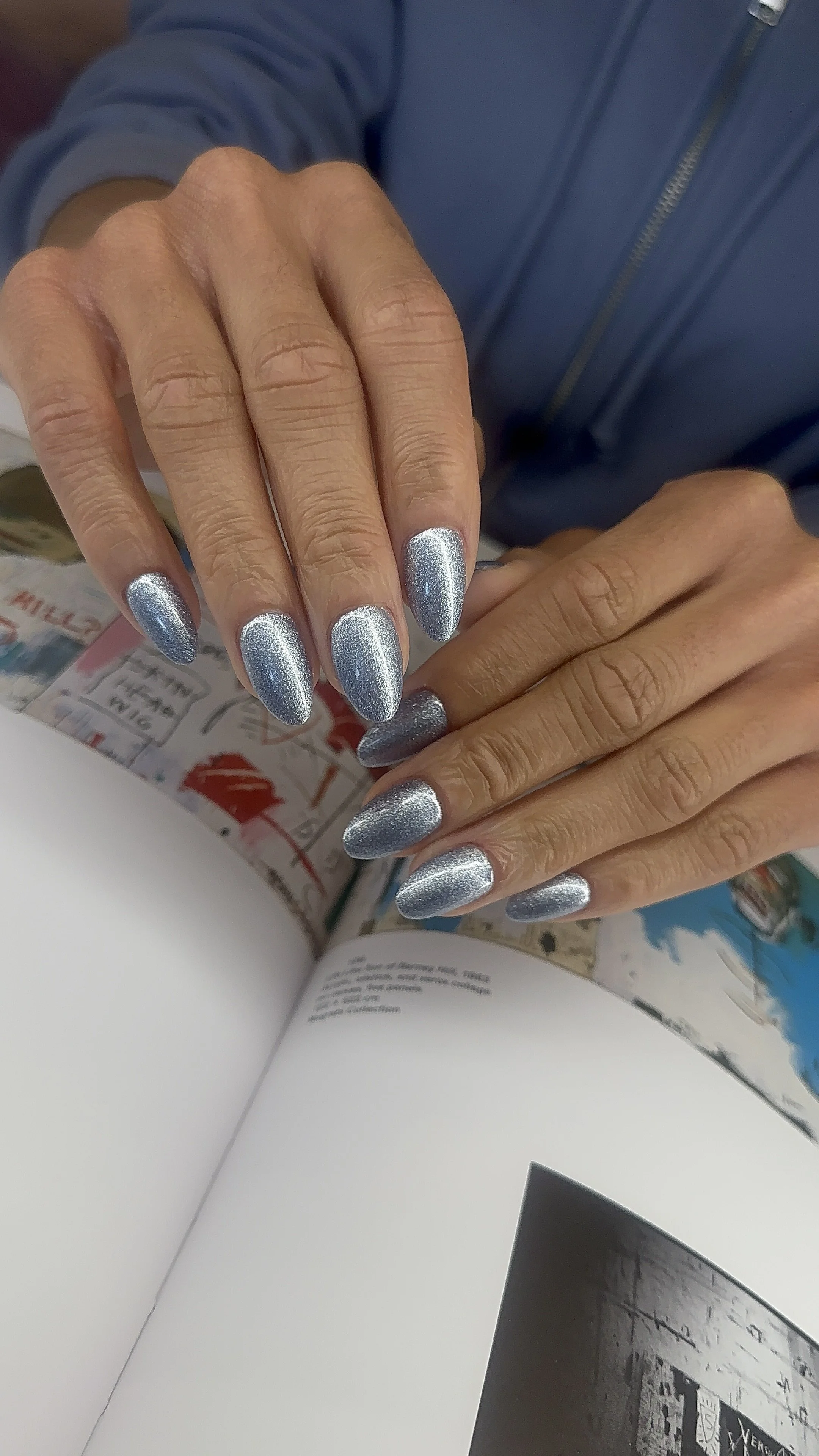TIPS 312 chrome manicure
