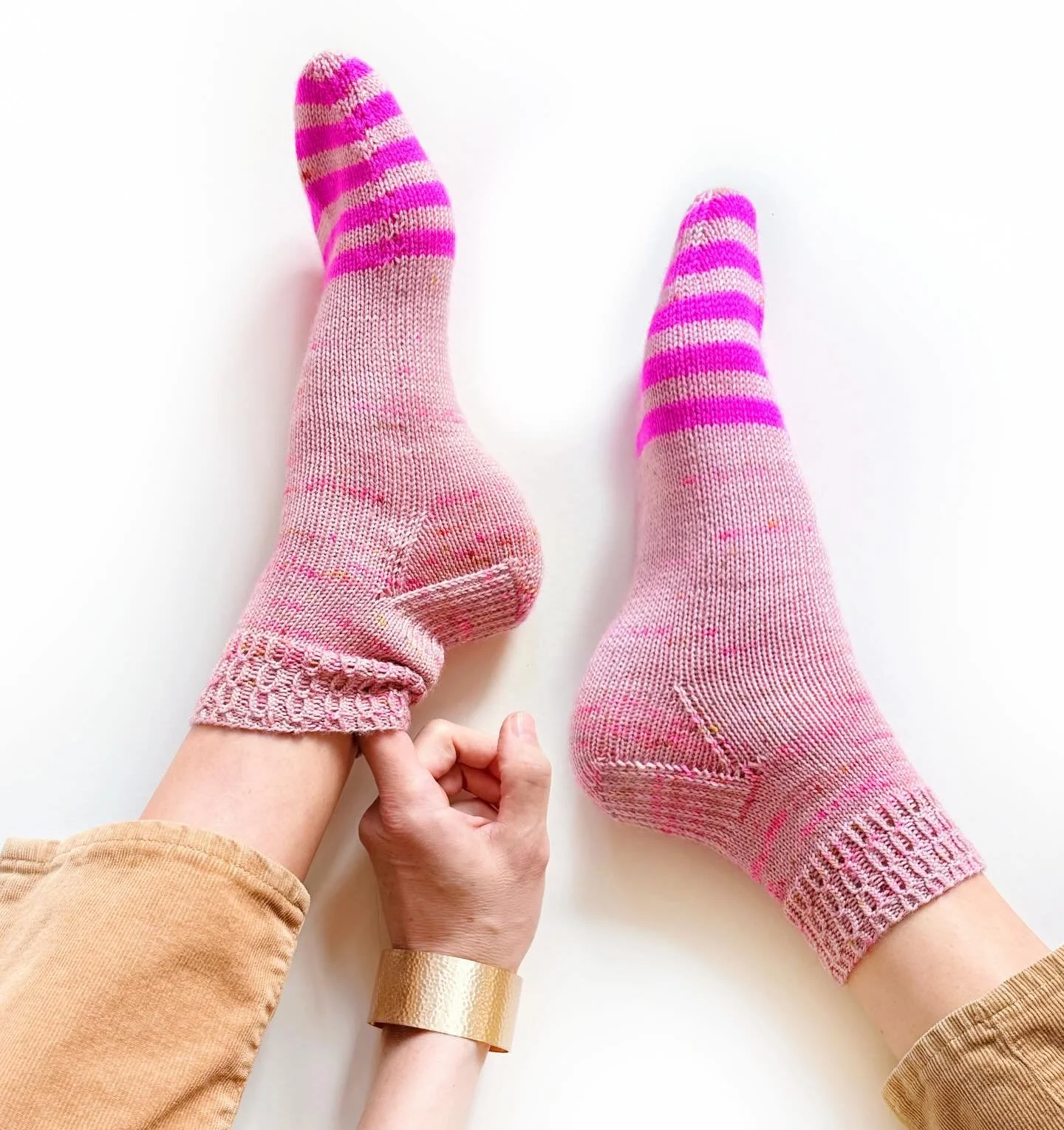 I&rsquo;m obsessed with the March Chart for Cuff Club!!! That delicate lace cuff paired with bold, playful stripes on the foot is just killing me!!! 

Once again, the star of the show is the yarn! You might recognize this beautiful color from my rece