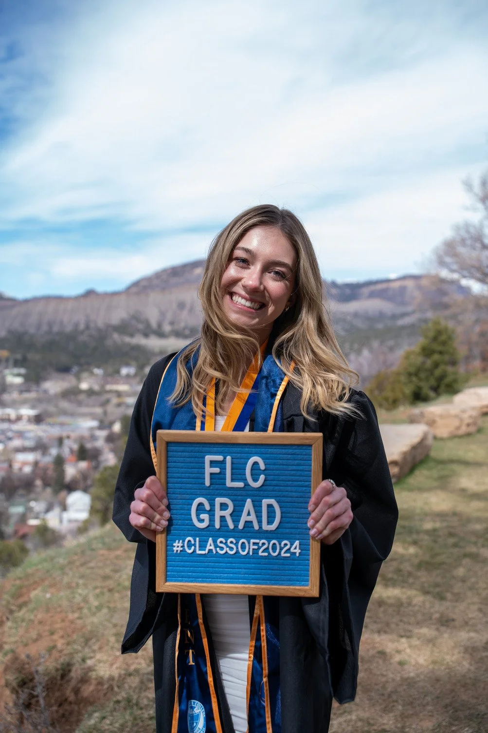 Spring 2024 Senior Graduate Portraits-055.jpg