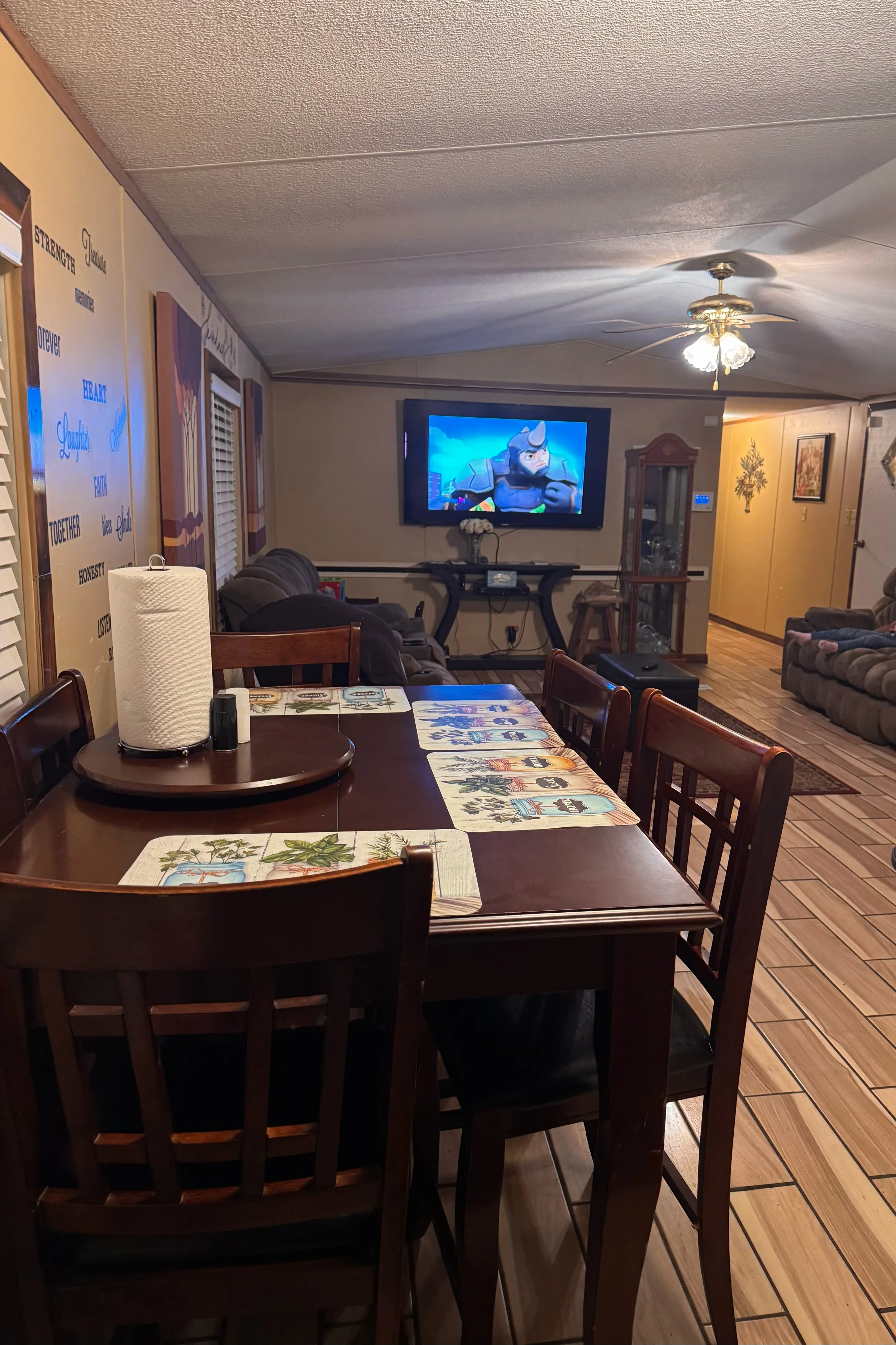 dining_lving_room.jpg