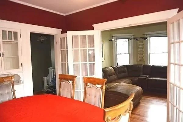dining room.jpg