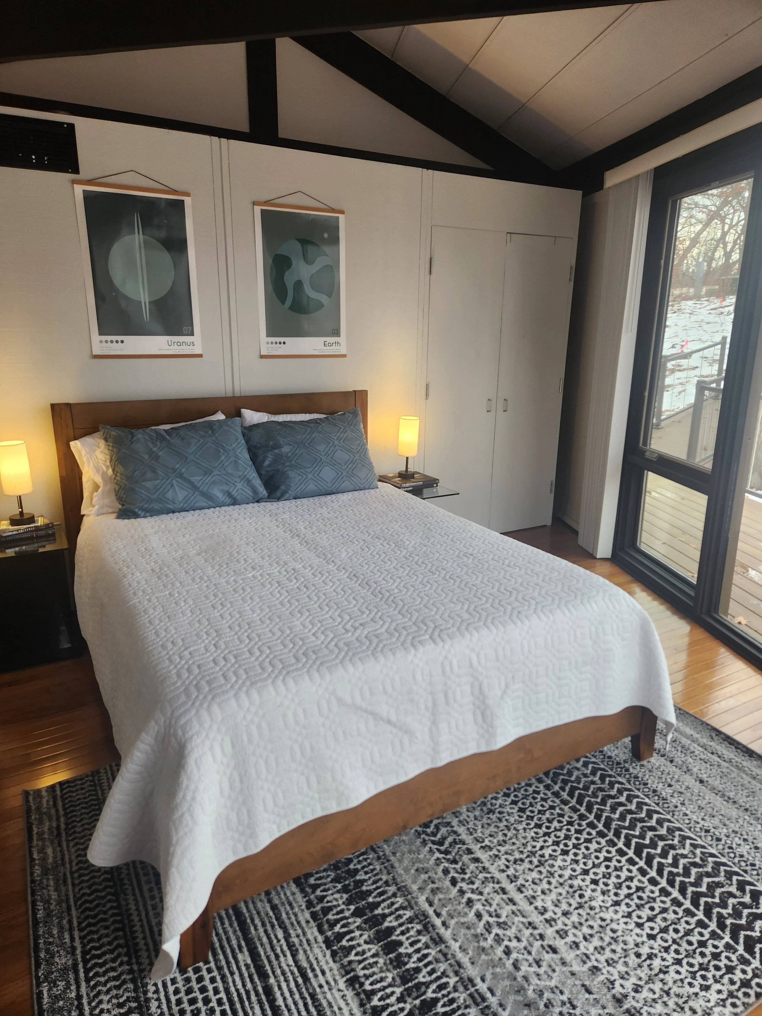 Bedroom 2 - queen bed