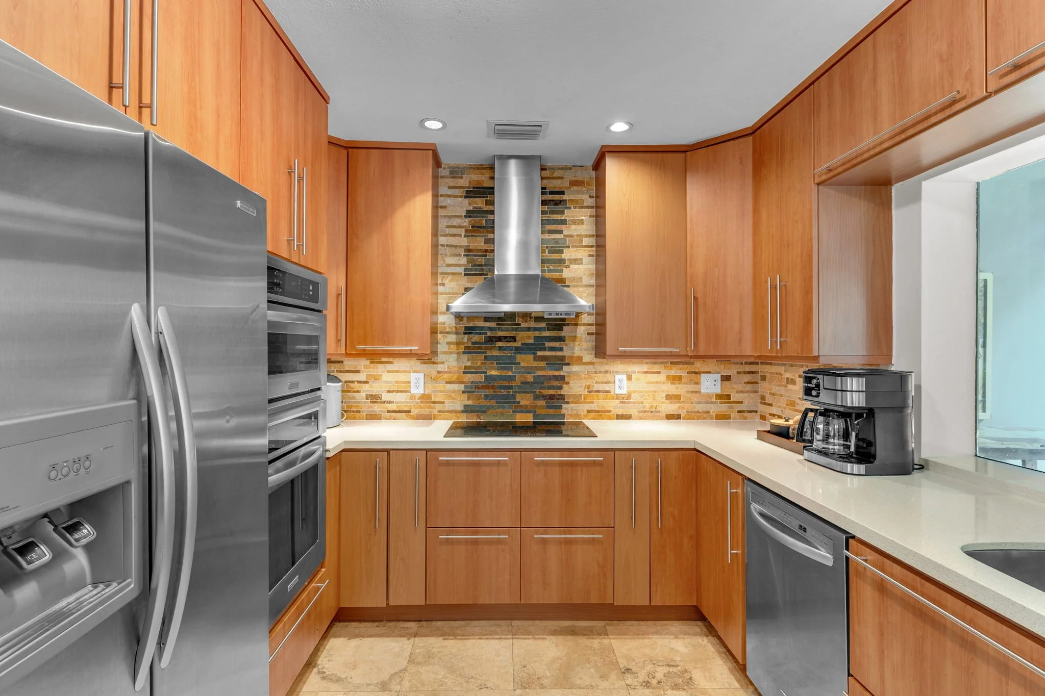 8-web-or-mls-11940SW185th-8.jpg