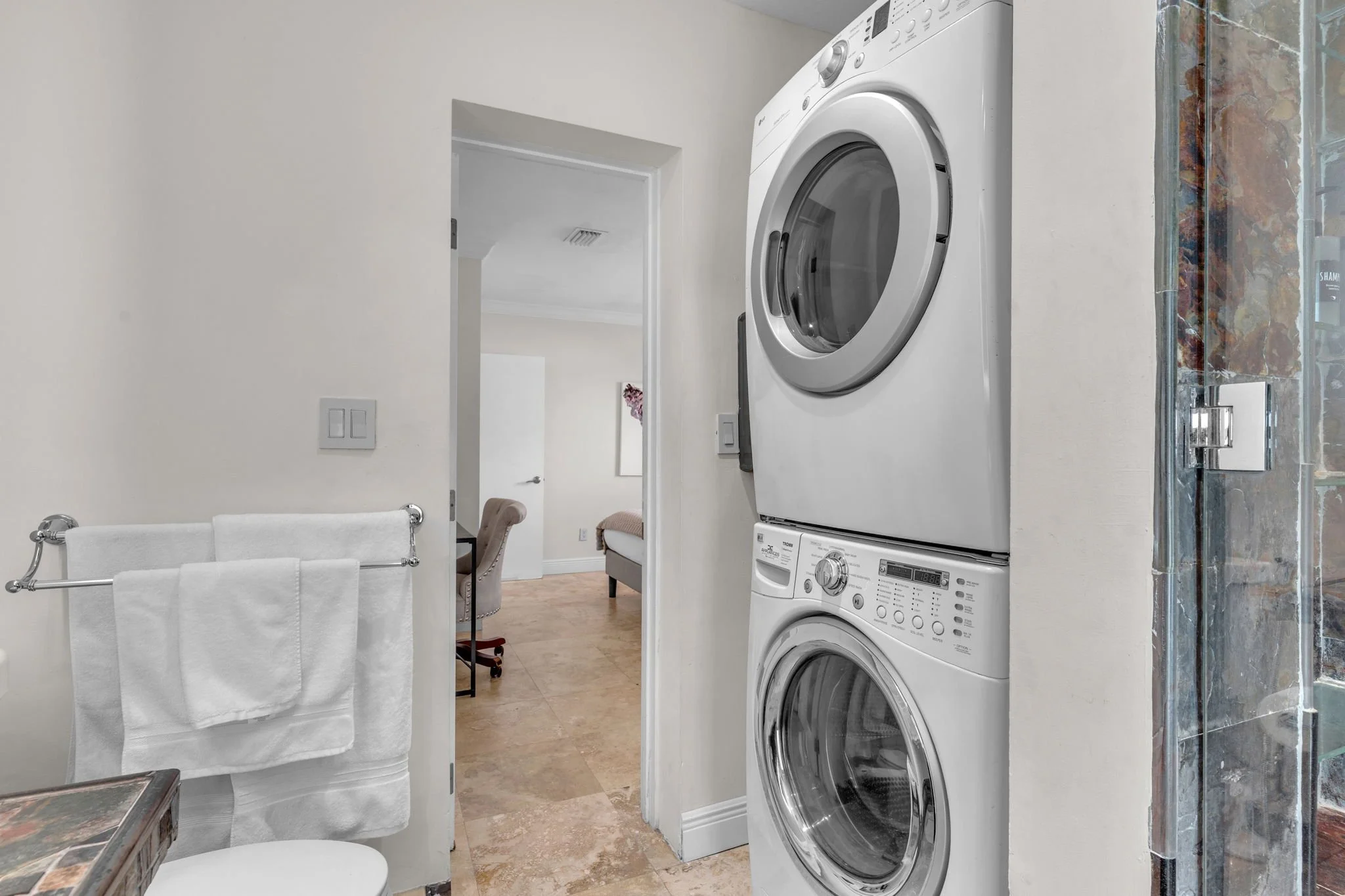 30-web-or-mls-11940SW185th-25.jpg