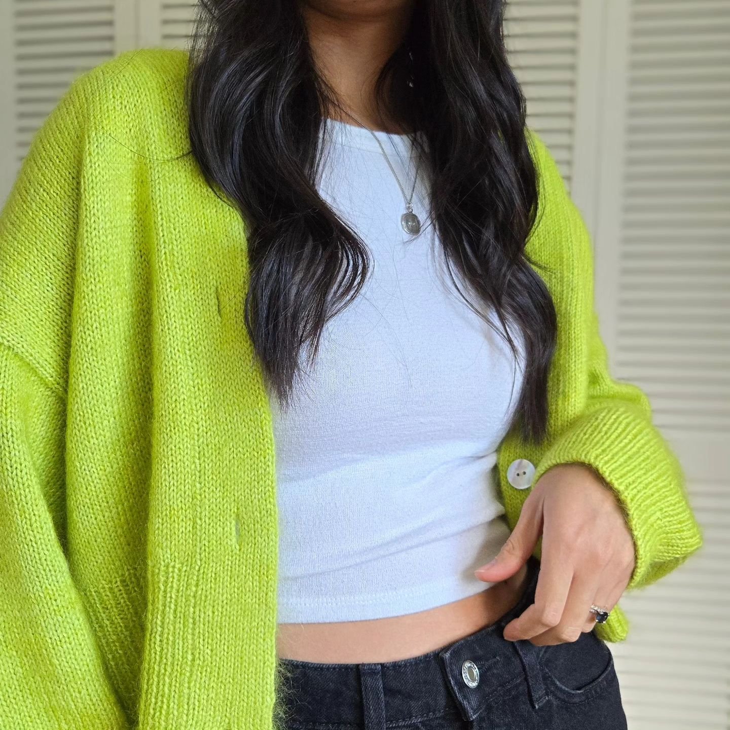Current goal is to share more photos of me wearing my knits. Many of my outfits are relatively simple and minimal, but I think it's important to show that I really do wear what I knit. This is what I wore for dinner with friends this weekend.

#paul_