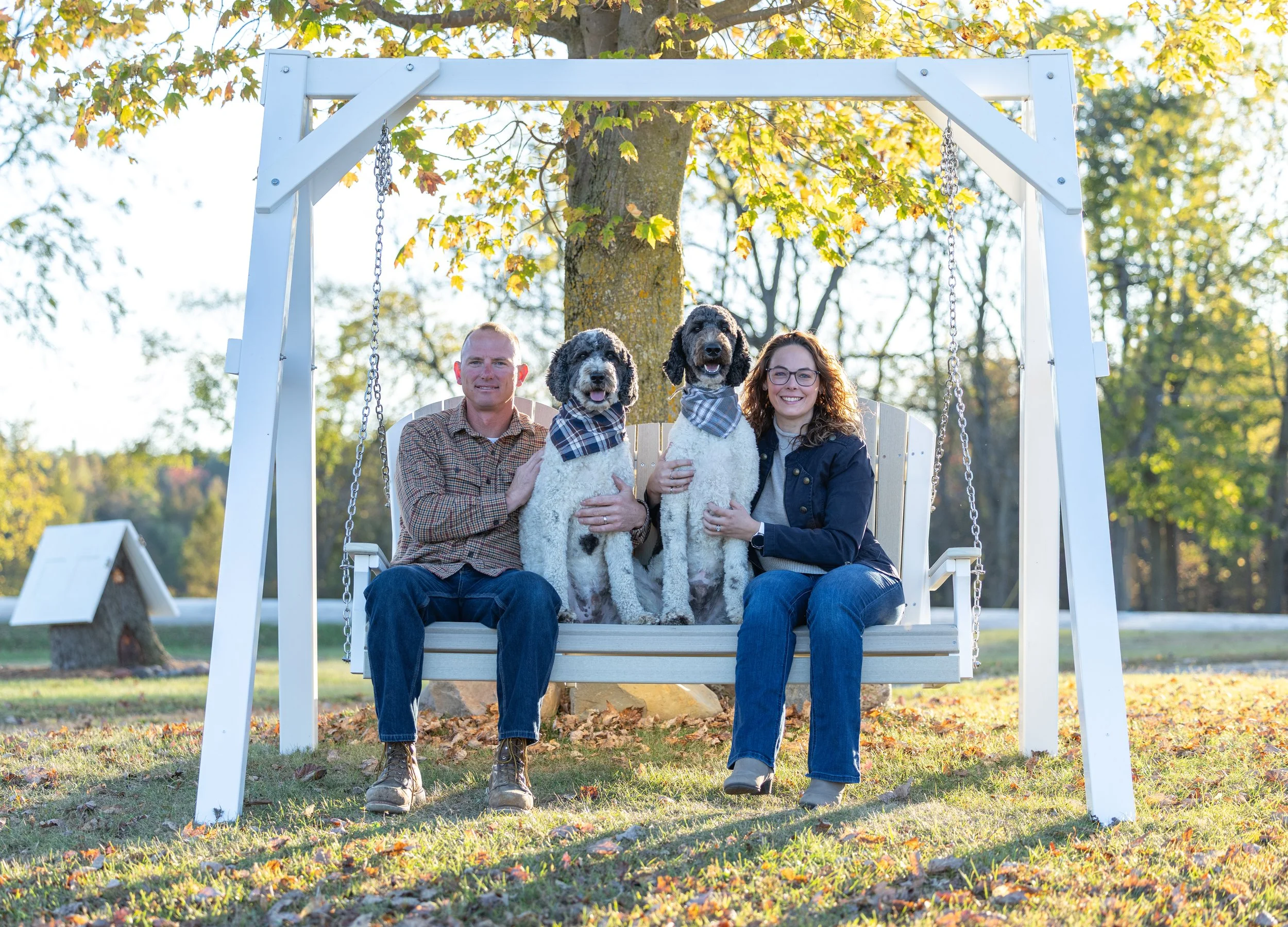 Amanda and Steve Mulak October 2025-7_compressed.jpg