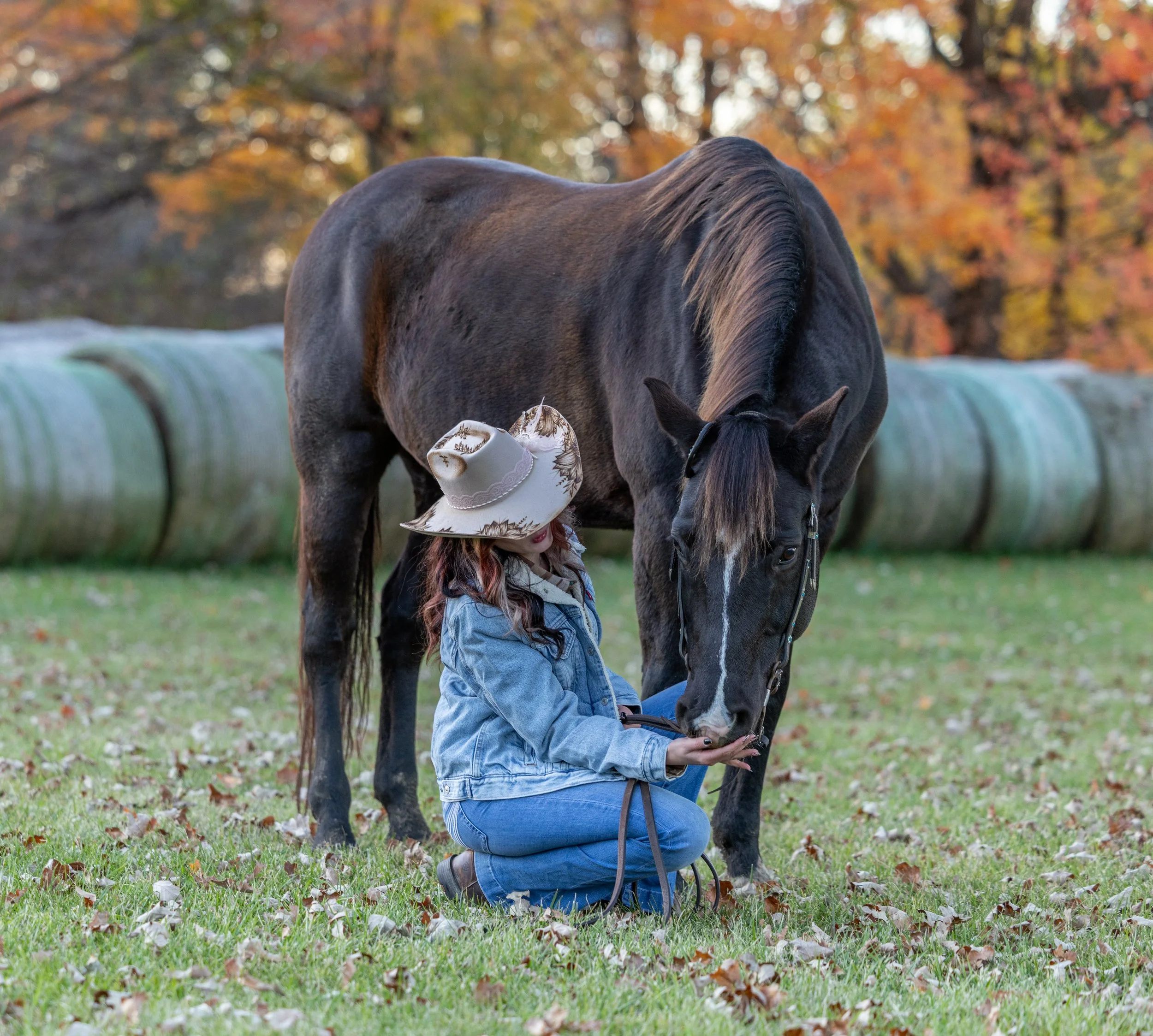 Gracelynn Senior Photos October 2025-59.jpg