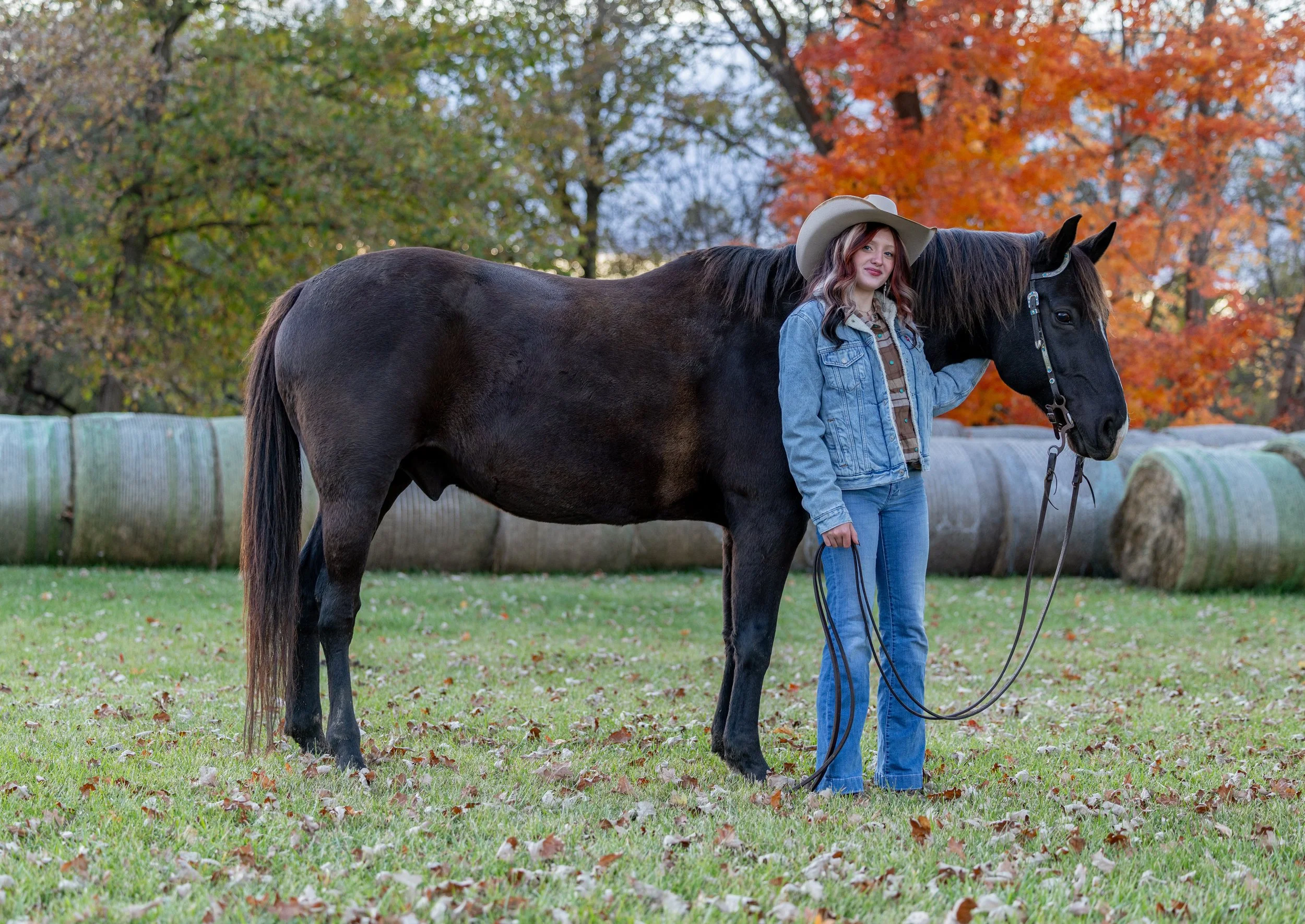 Gracelynn Senior Photos October 2025-64_compressed.jpg