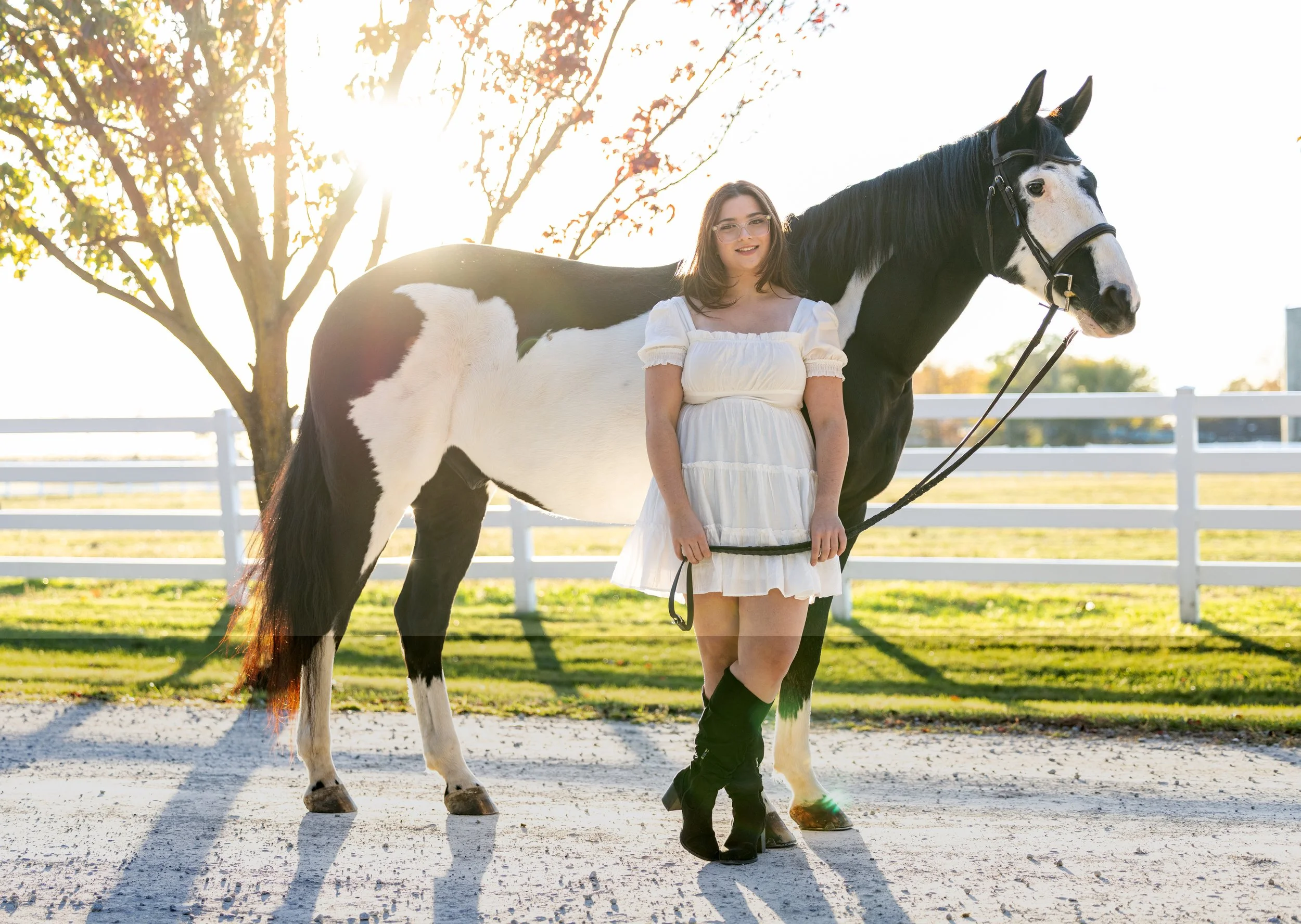 Aine Senior Photos November 2025-18_compressed.jpg