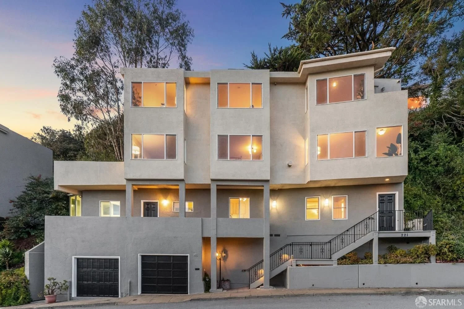 221 Cresta Vista Dr, San Francisco