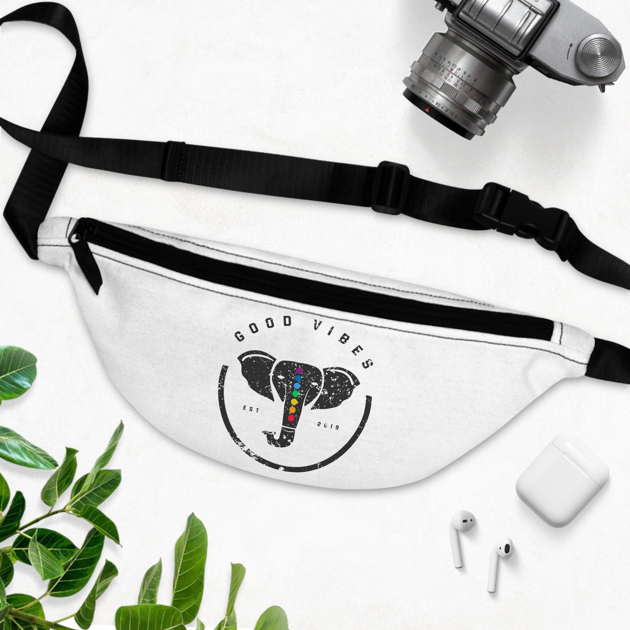 https://i.etsystatic.com/21364829/r/il/7869e9/5931797730/il_fullxfull.5931797730_9dvv.jpg