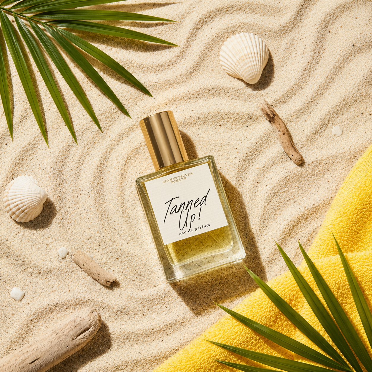 Holiday beach perfume with a soft powdery scent, blending sweet musk, jasmine, heliotrope, amber, vanilla and sandalwood for a sun-kissed finish.