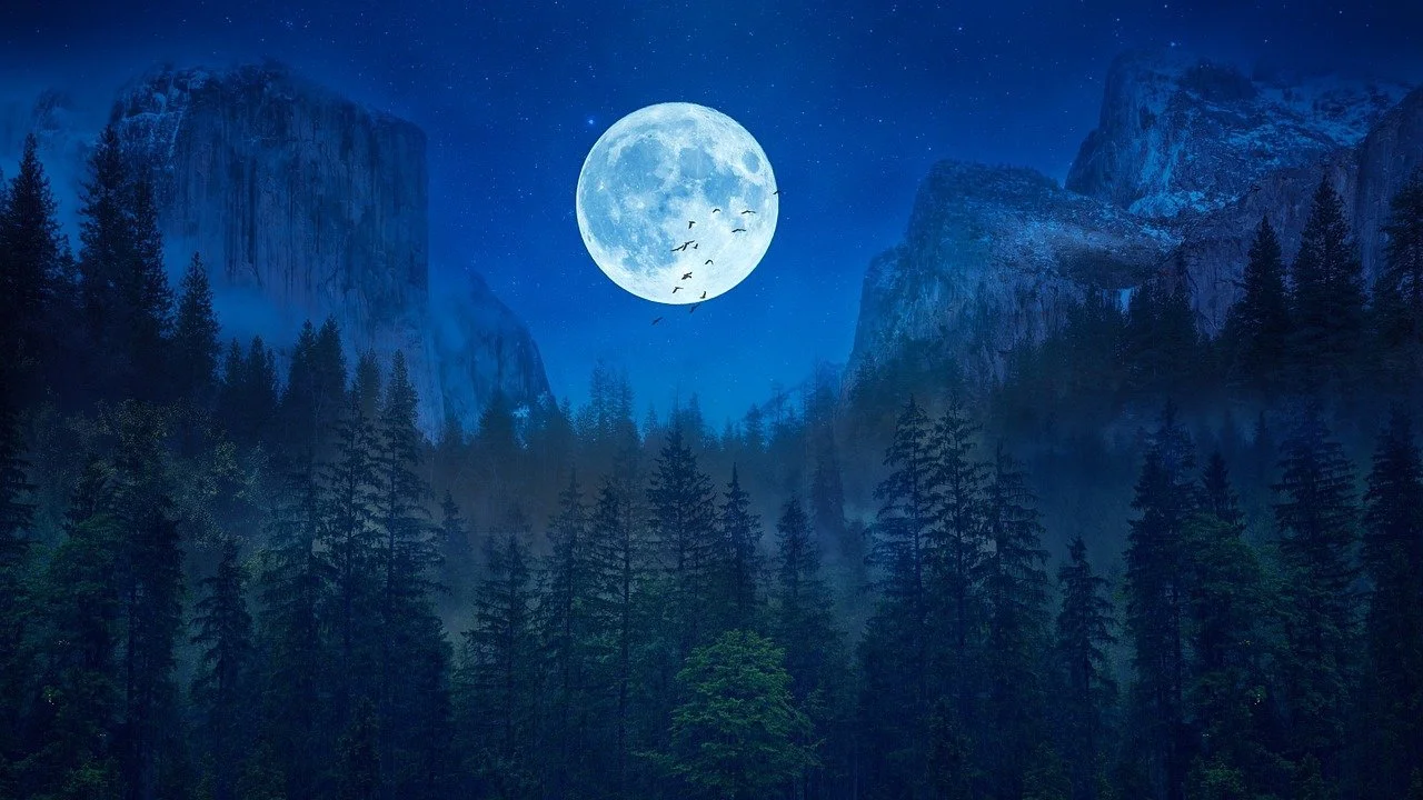 moon+over+mountains.jpg