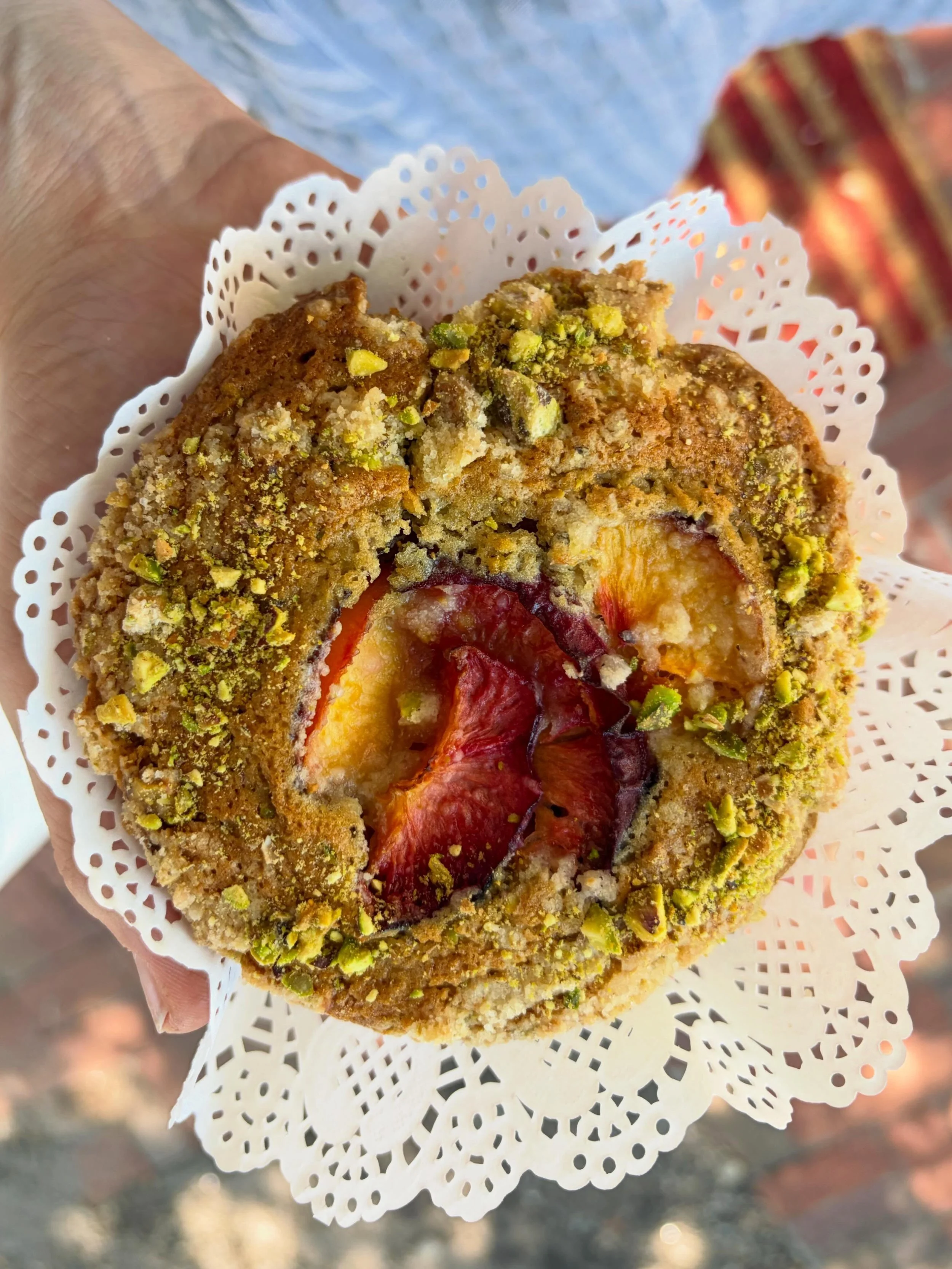 Here I am again to entice you with more delicious small batch baked goods to accompany this perfect weather ✨ we&rsquo;ve got these local peach pistachio crumb cakes (vegan) on the menu this week along with more cheesy black pepper and pimento scones