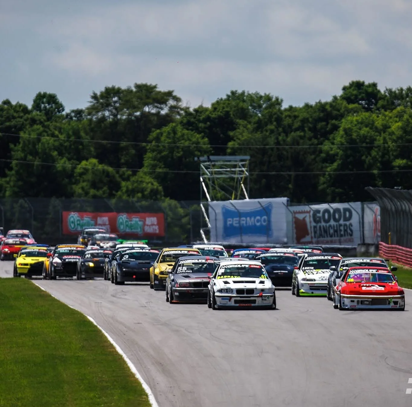 Missing all the homies this weekend who are racing at Autobahn Country Club with @gridlifeofficial. Good luck to everyone this out there I&rsquo;ll be watching the live stream with FOMO and enjoying a wedding weekend with my best buds. 

Parts are ro