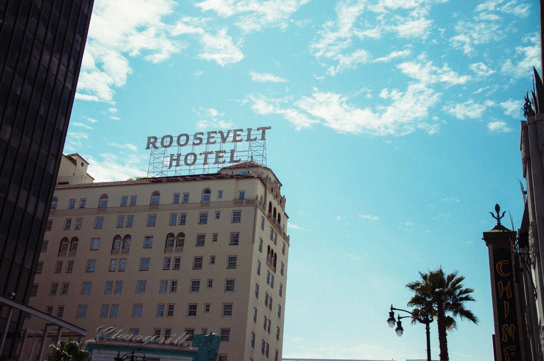 Roosevelt hotel LA 2011.jpg