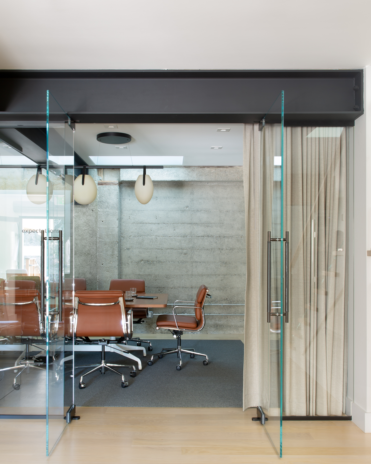 StudioPLOW-Defy-SuzannaScottPhoto-4.png