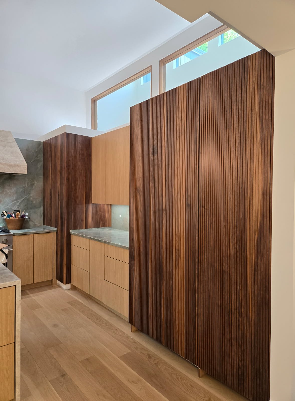 Custom Kitchen by Guntur Inc